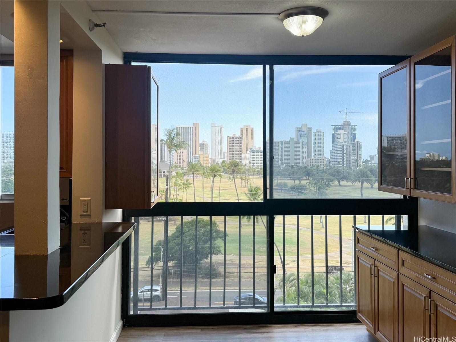 Fairway House condo # 6I, Honolulu, Hawaii - photo 4 of 18