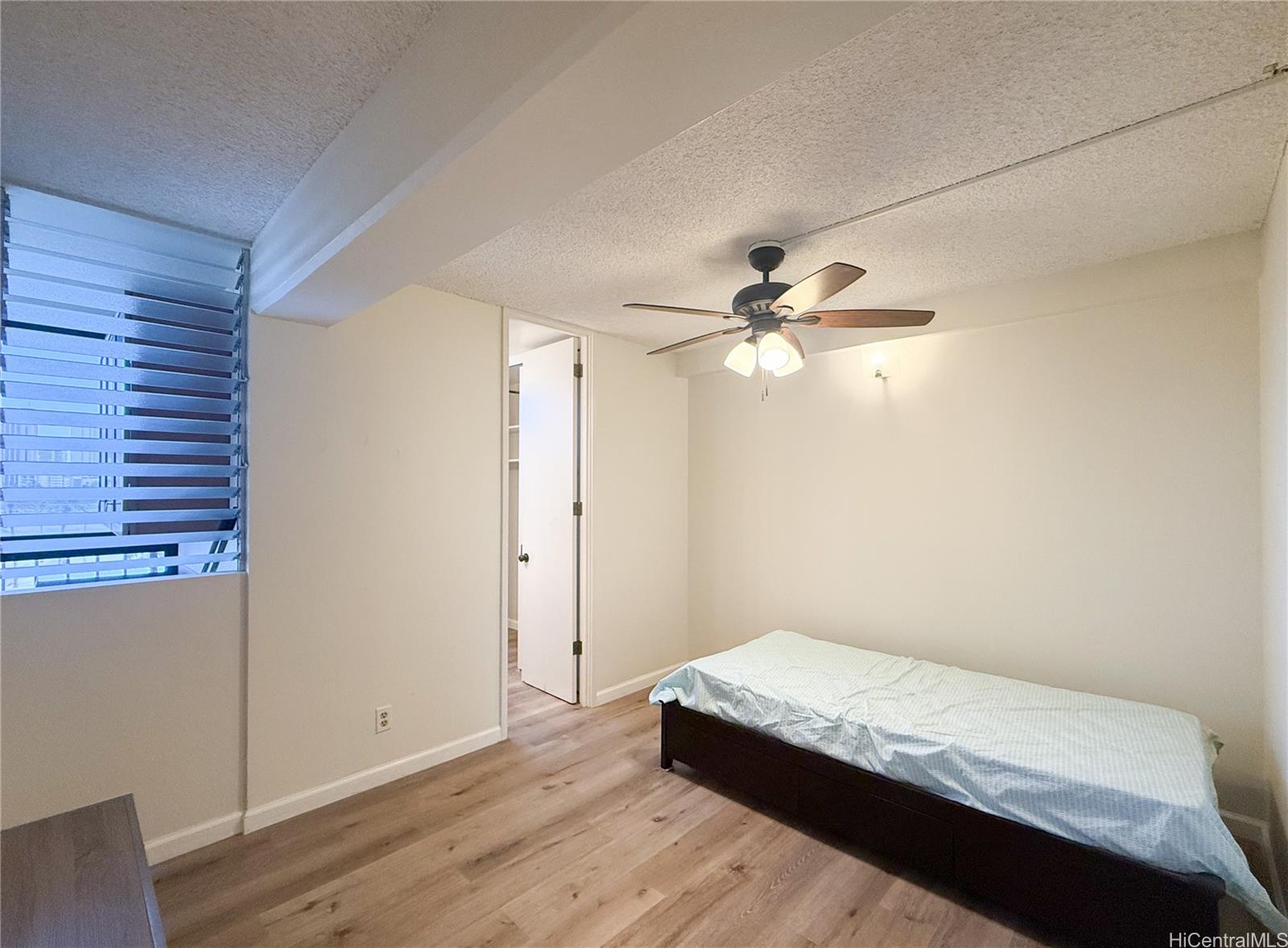 Fairway House condo # 6I, Honolulu, Hawaii - photo 7 of 18