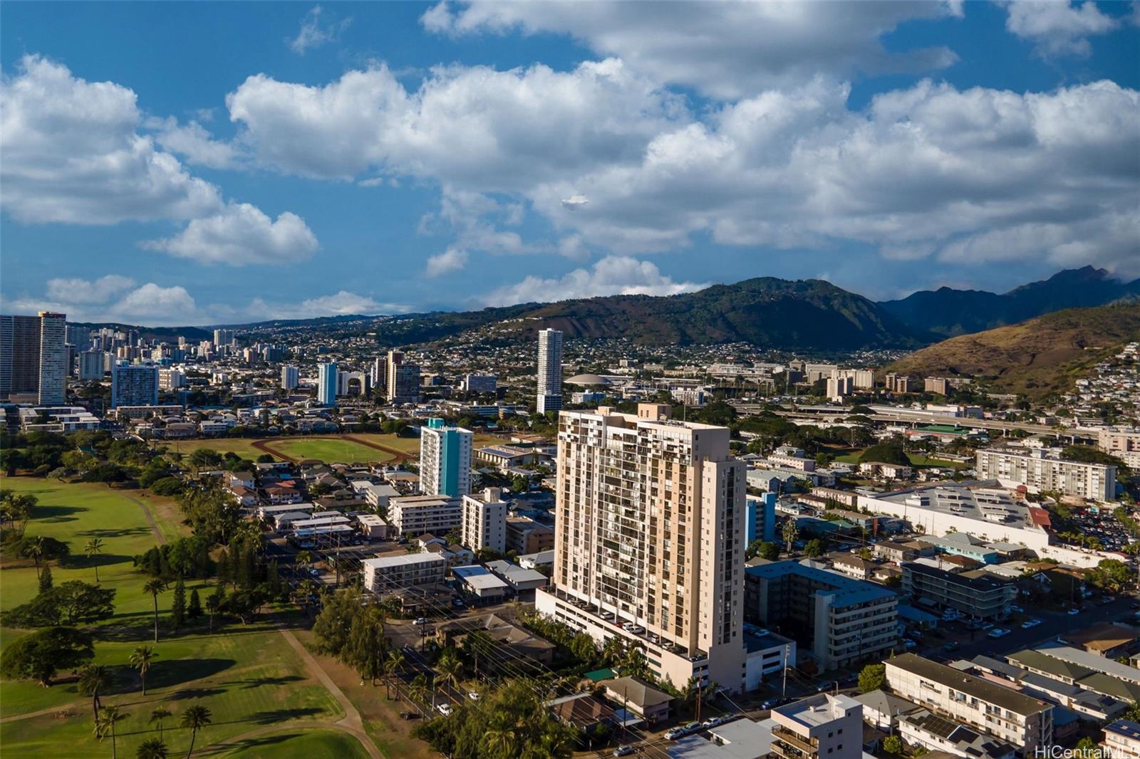 Fairway House condo # 9A, Honolulu, Hawaii - photo 17 of 18