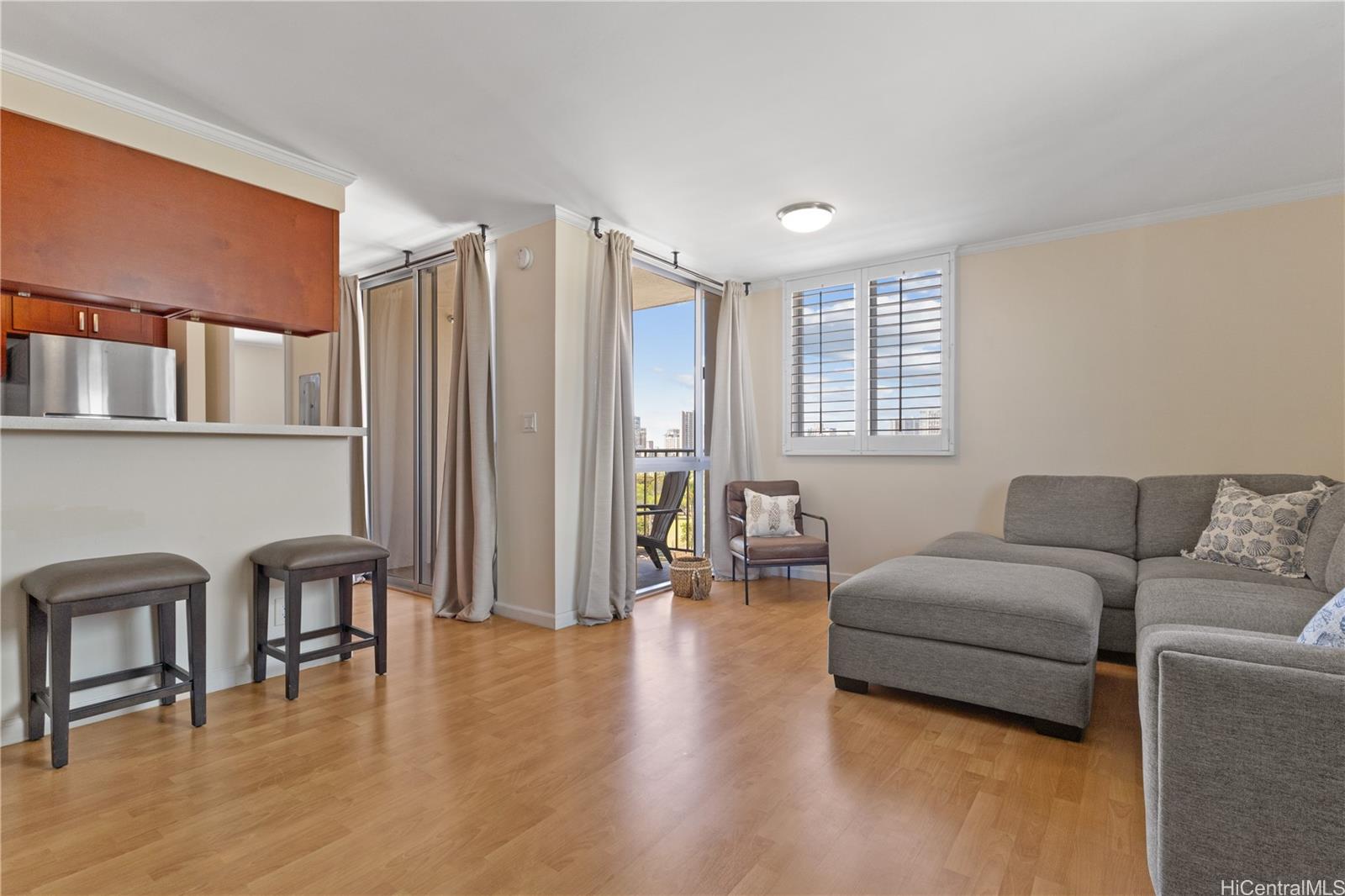 Fairway House condo # 9A, Honolulu, Hawaii - photo 3 of 24