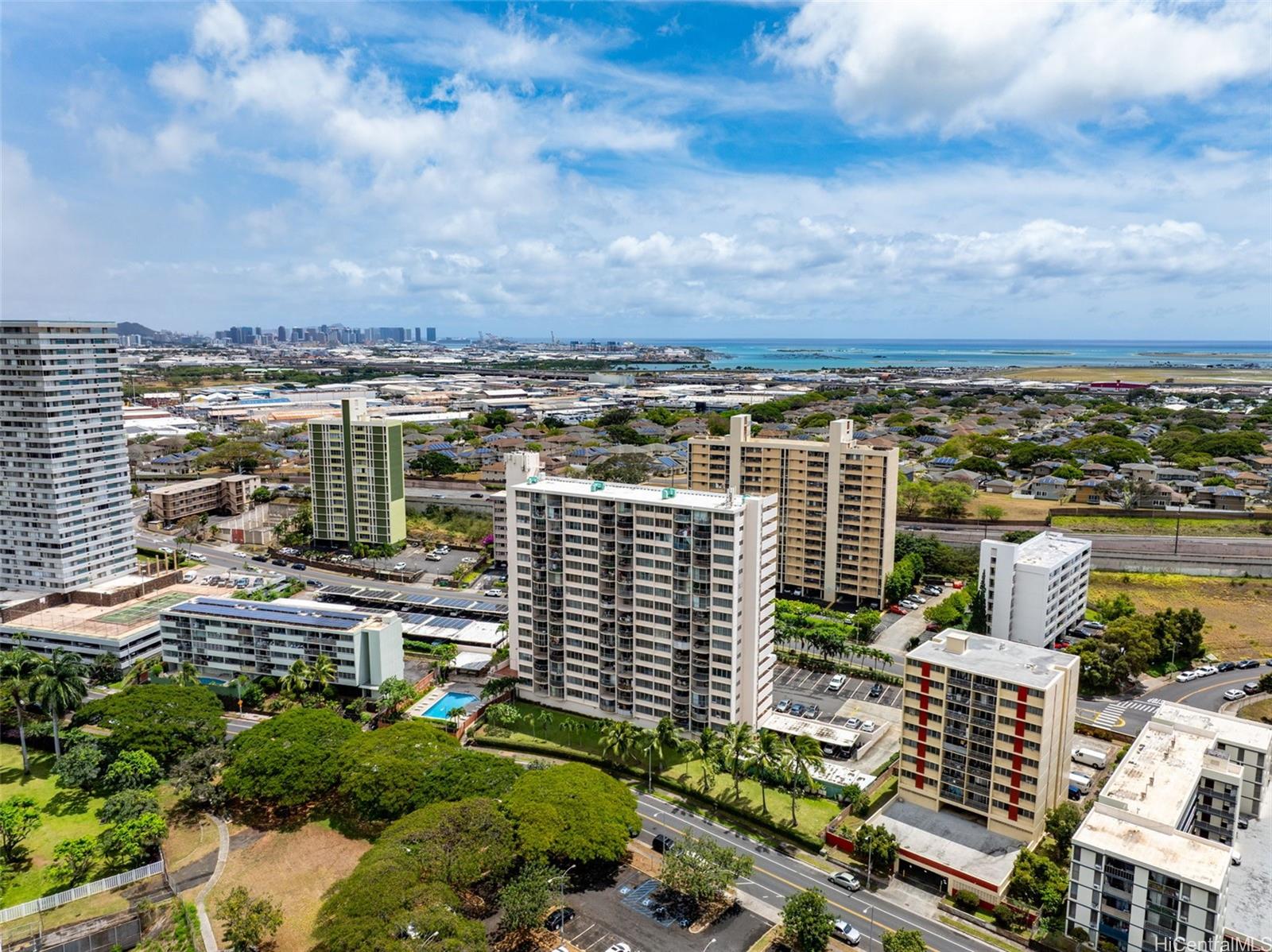 Lakeshore Tower condo # 1003, Honolulu, Hawaii - photo 23 of 25