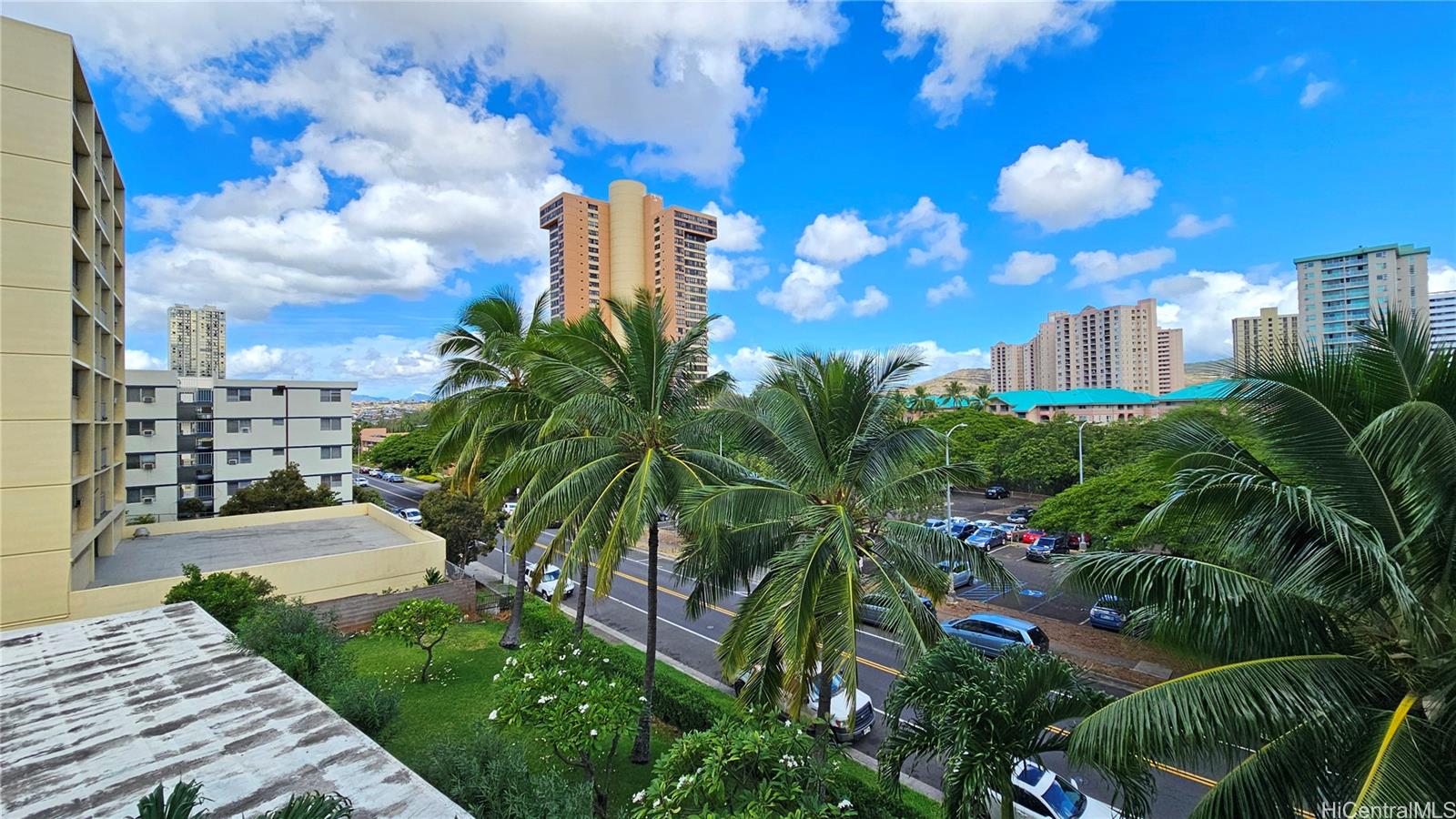 Lakeshore Tower condo # 306, Honolulu, Hawaii - photo 25 of 25