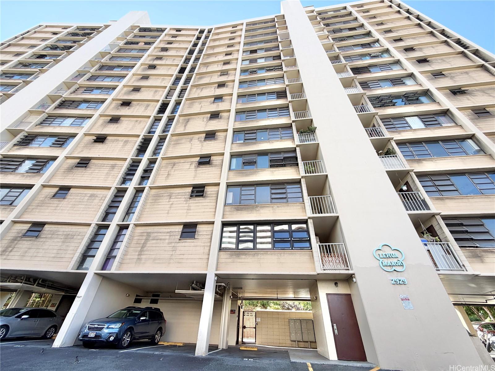 Lehua Manor condo # 303, Honolulu, Hawaii - photo 2 of 12