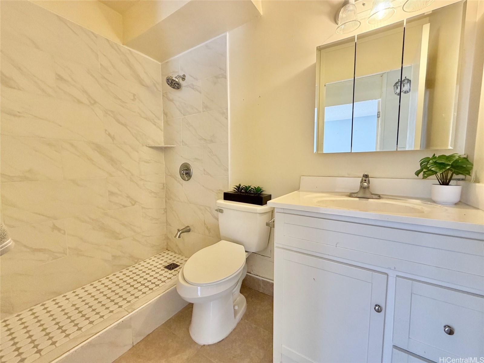 Lehua Manor condo # 303, Honolulu, Hawaii - photo 11 of 12