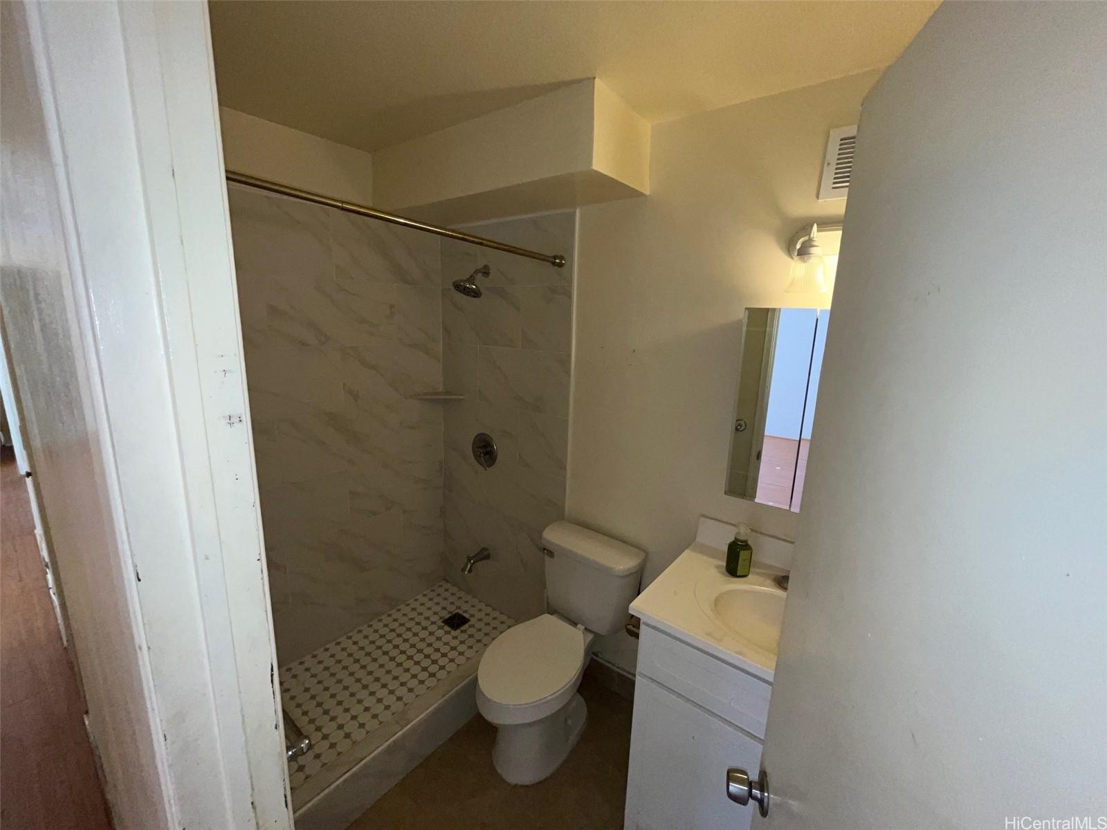 Lehua Manor condo # 303, Honolulu, Hawaii - photo 8 of 9