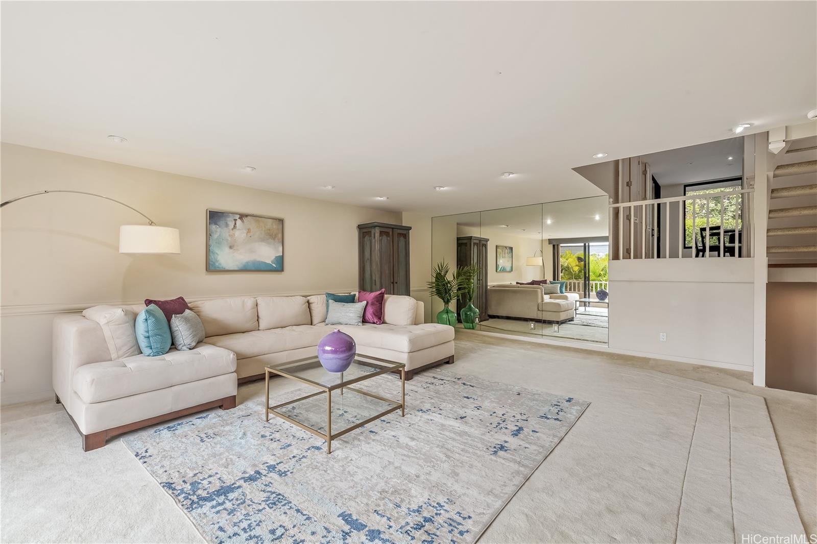 Queens Court At Kapiolani condo # 4, Honolulu, Hawaii - photo 4 of 25