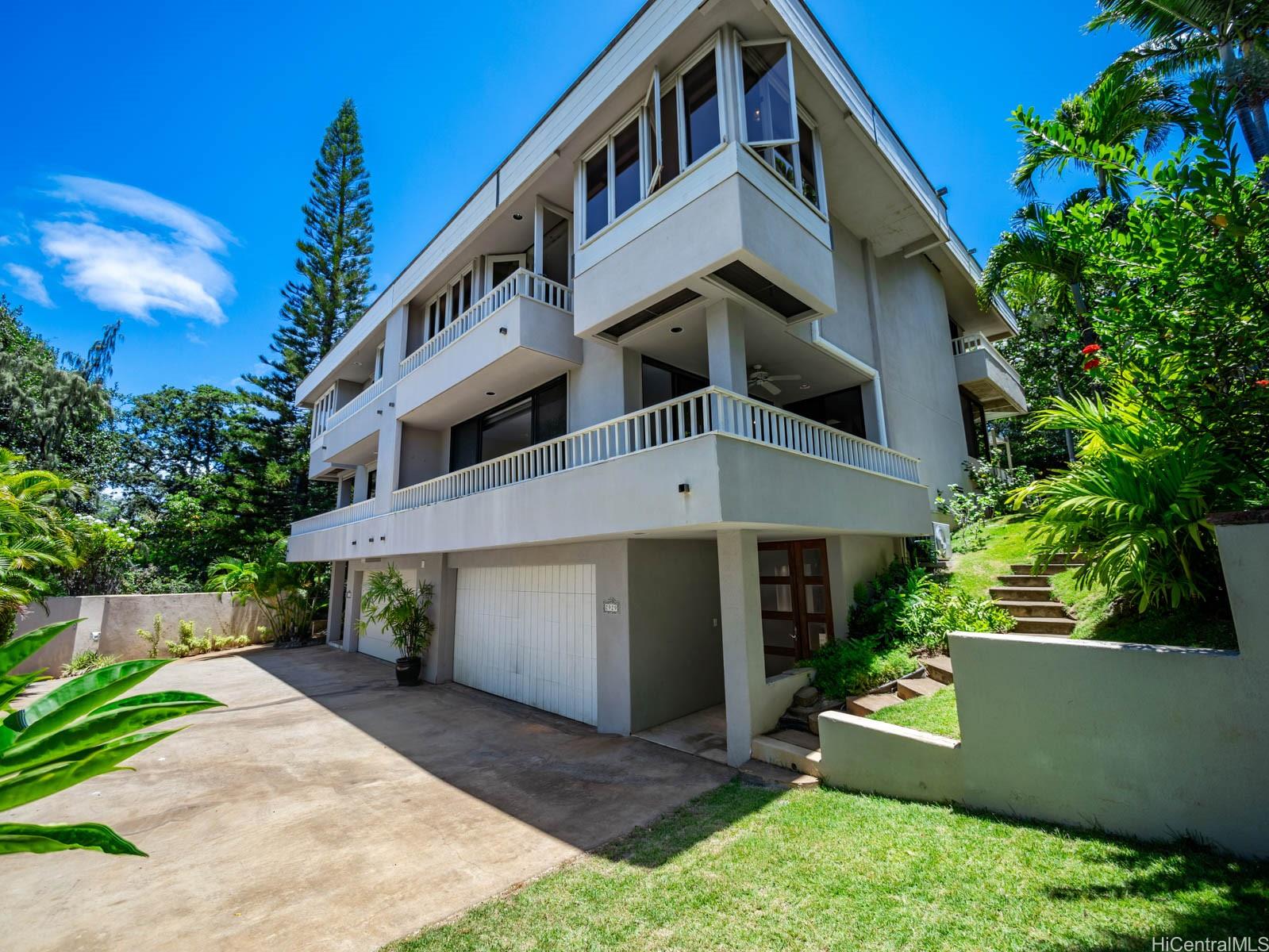 2929  Poni Moi Road Diamond Head, Diamond Head home - photo 6 of 25