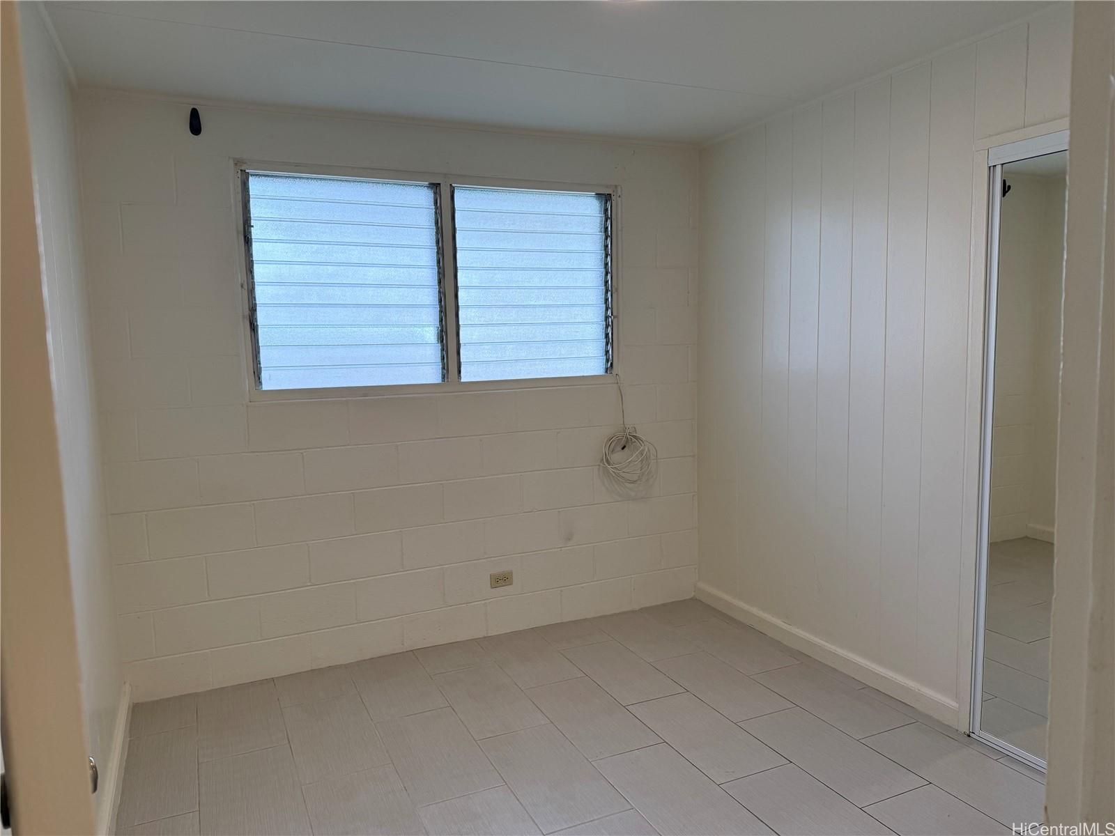 2933 Winam Ave Honolulu - Rental - photo 2 of 6