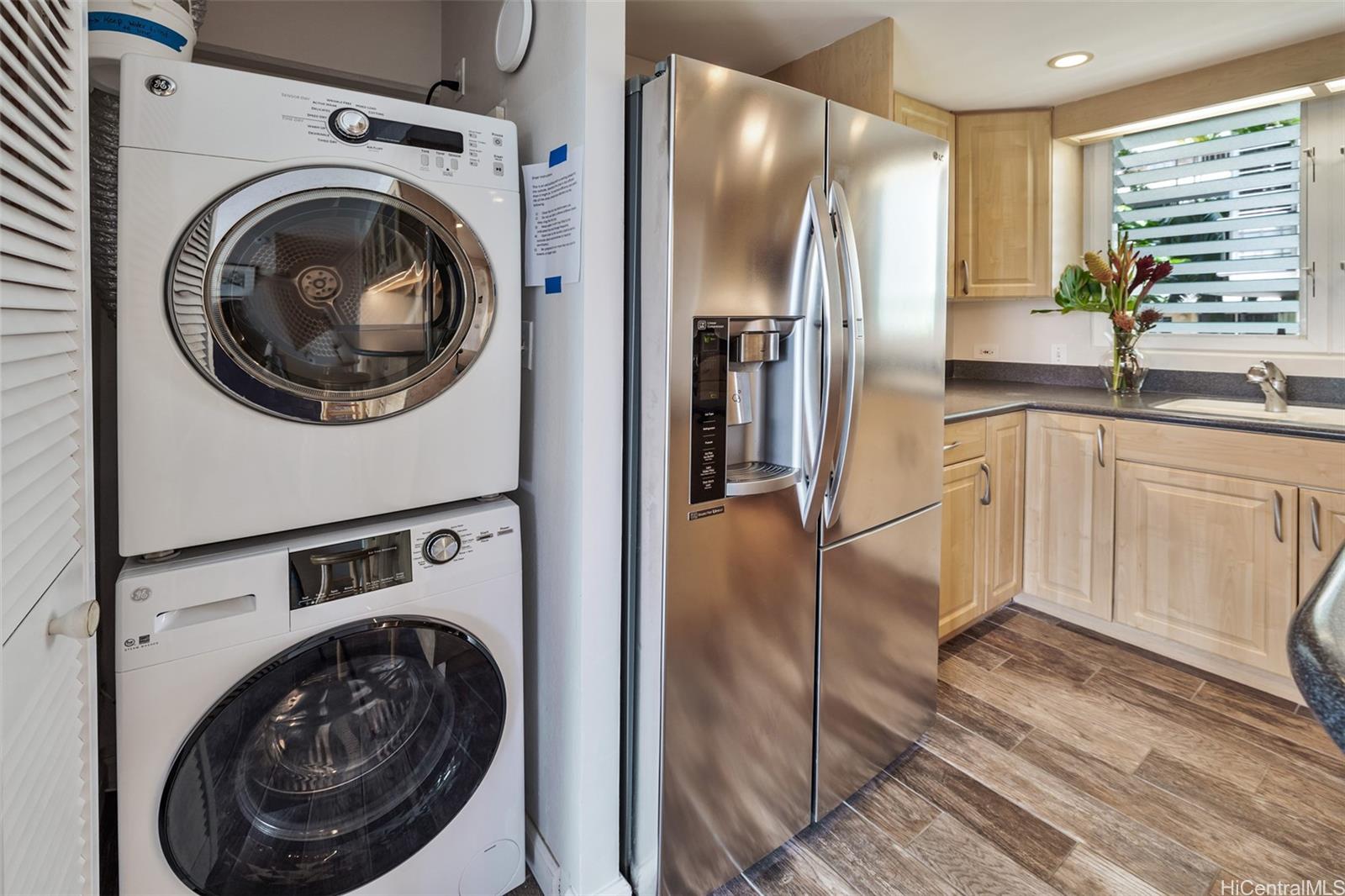 Castle Surf Apts condo # 34, Honolulu, Hawaii - photo 14 of 21