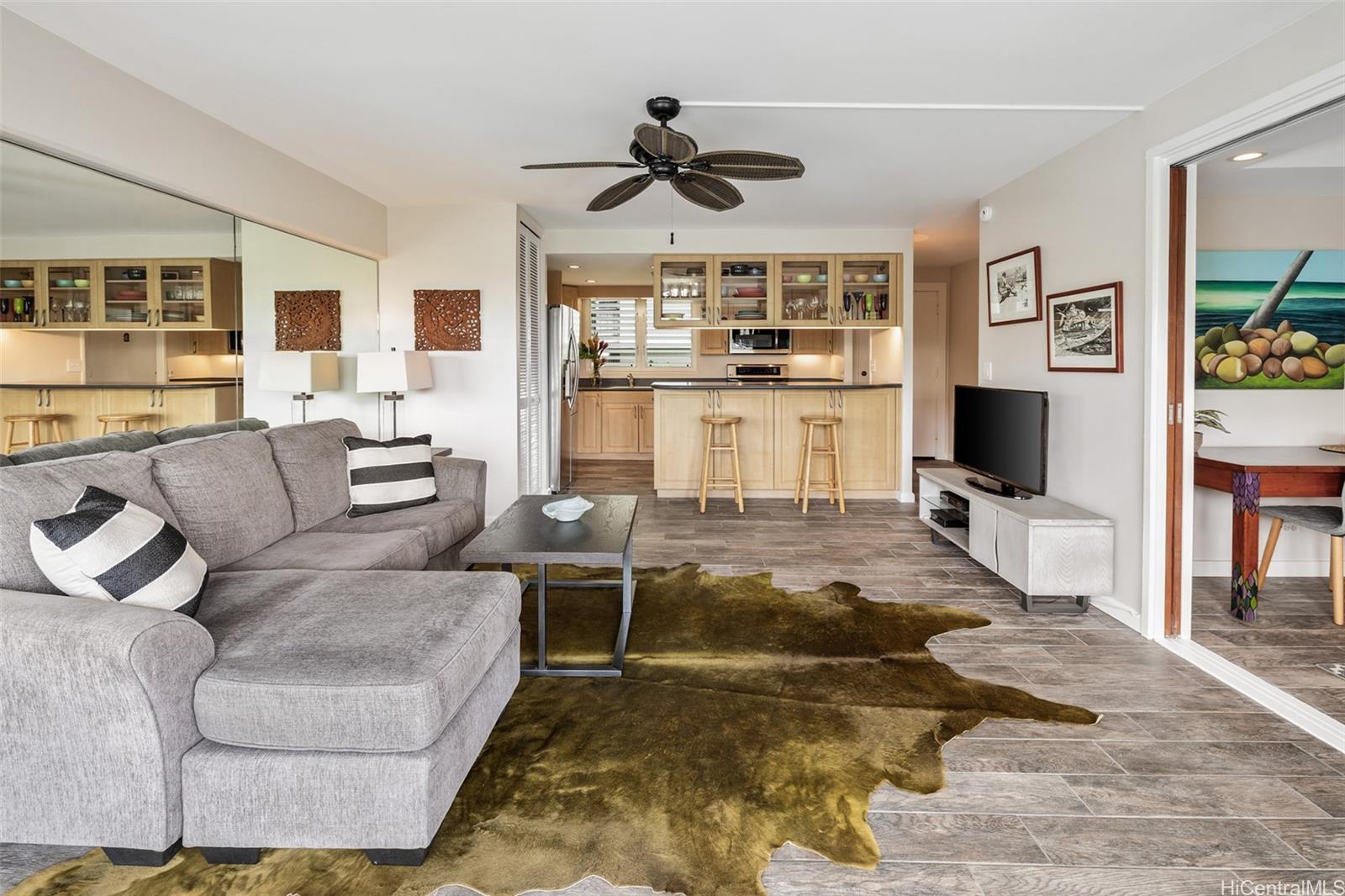 Castle Surf Apts condo # 34, Honolulu, Hawaii - photo 9 of 21