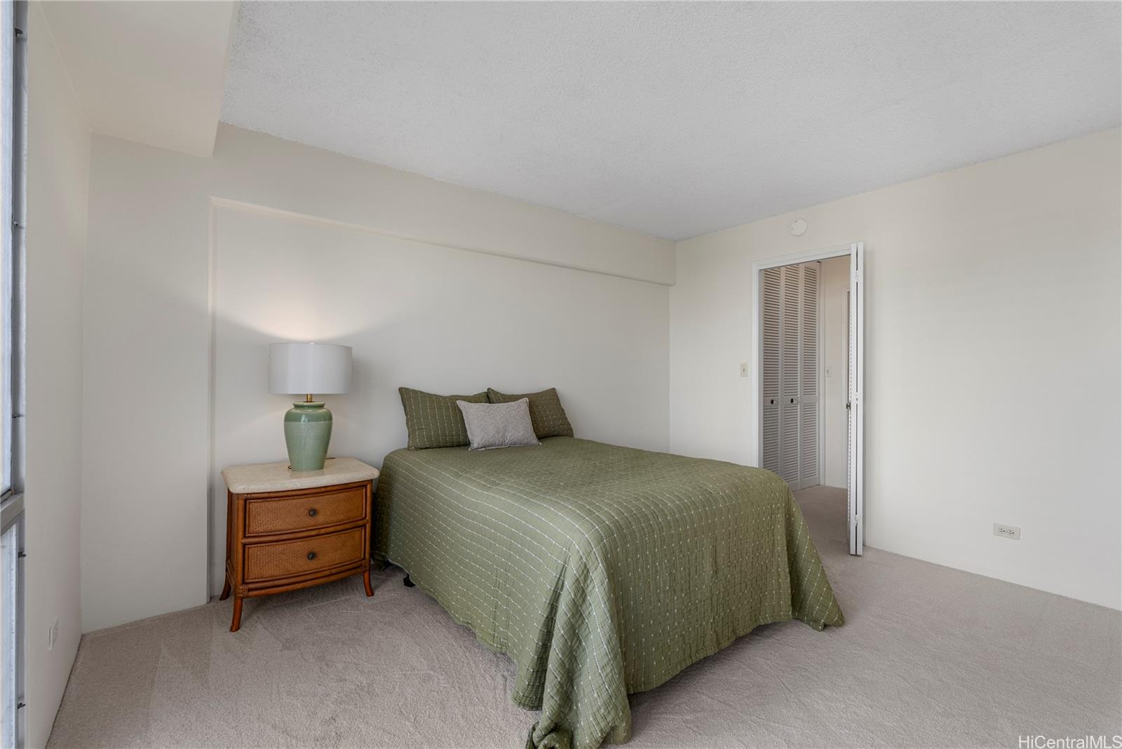 Castle Surf Apts condo # 35, Honolulu, Hawaii - photo 15 of 24