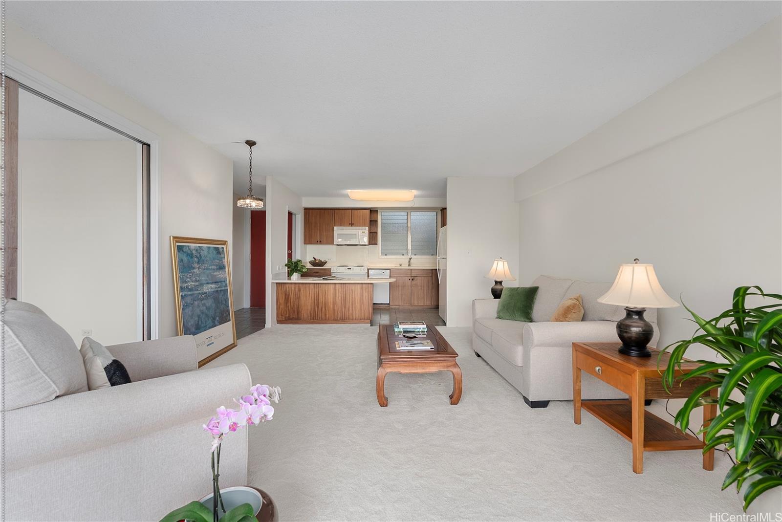 Castle Surf Apts condo # 35, Honolulu, Hawaii - photo 5 of 24