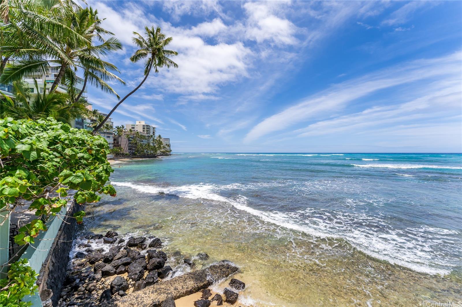 Castle Surf Apts condo # 53, Honolulu, Hawaii - photo 20 of 24
