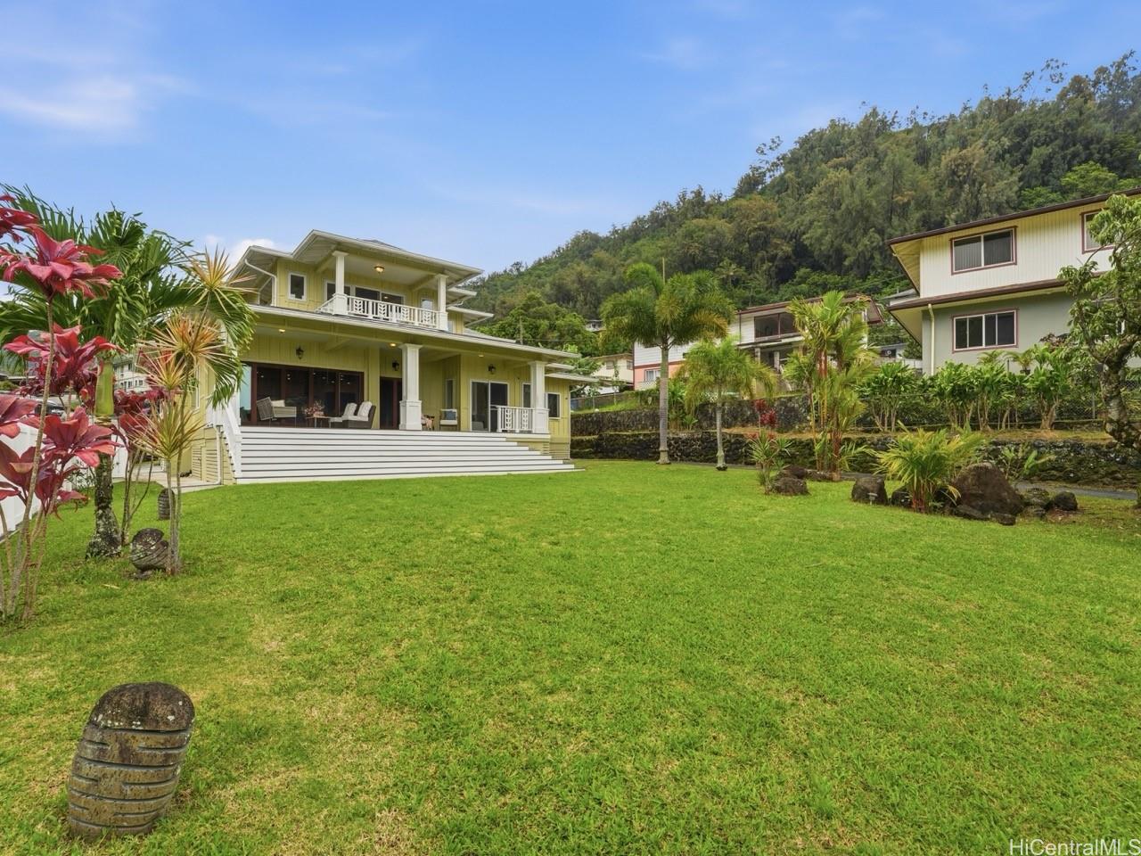 2937  Papali Street Kalihi Valley, Honolulu home - photo 2 of 25