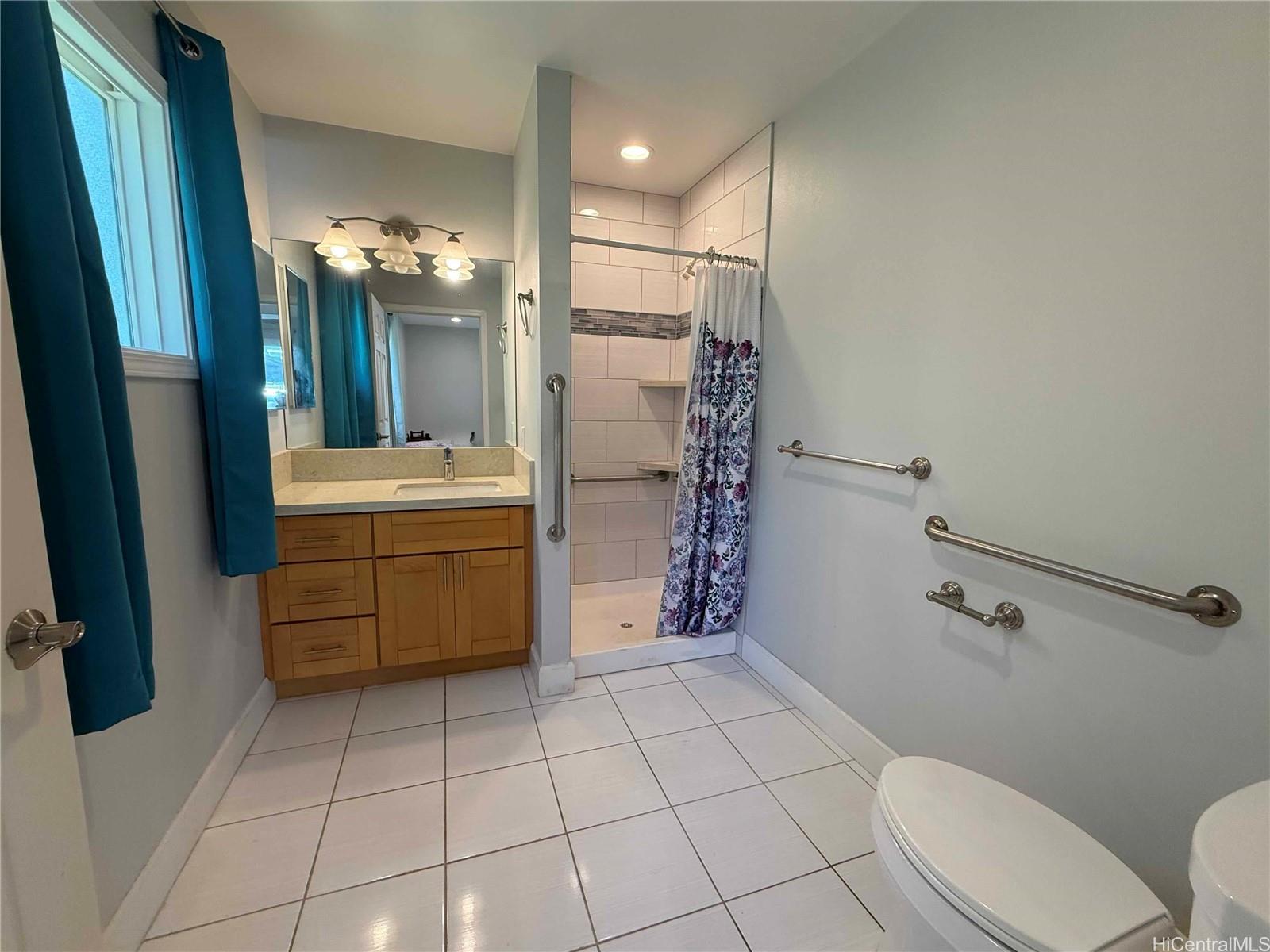 2943 Kahaloa Drive Honolulu - Rental - photo 9 of 15