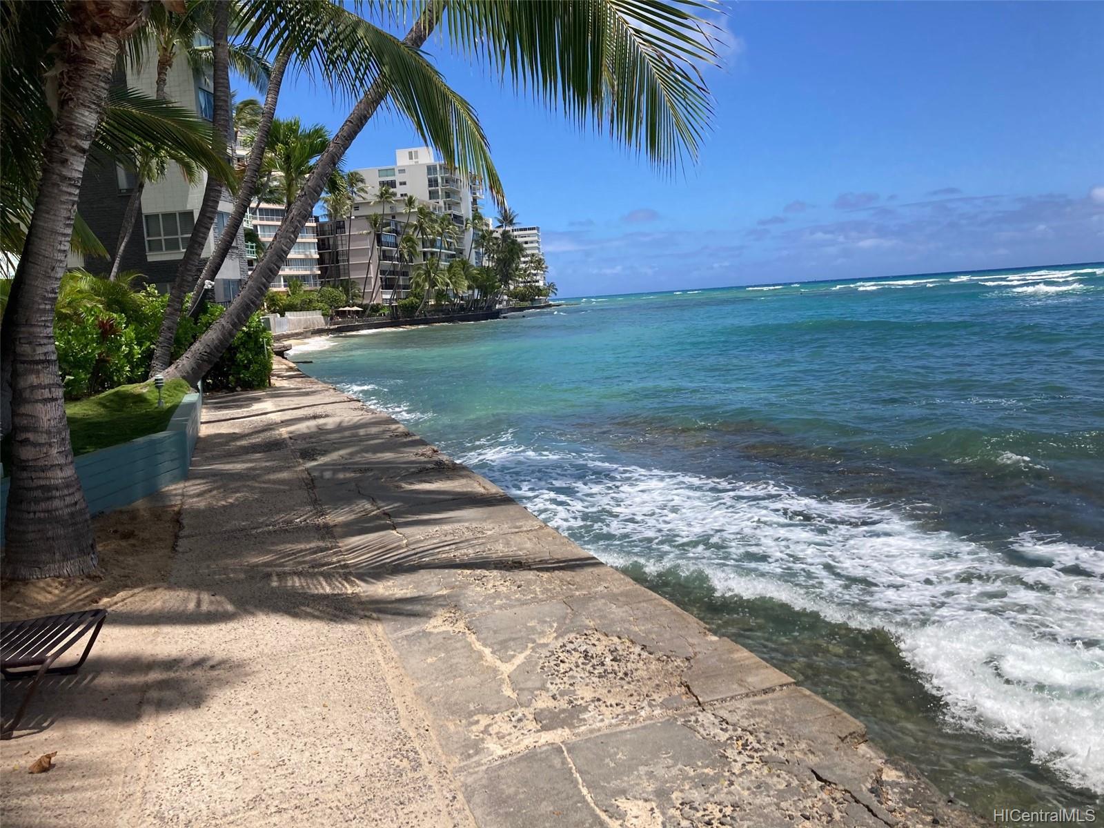 Tropic Seas Inc condo # 201, Honolulu, Hawaii - photo 3 of 20
