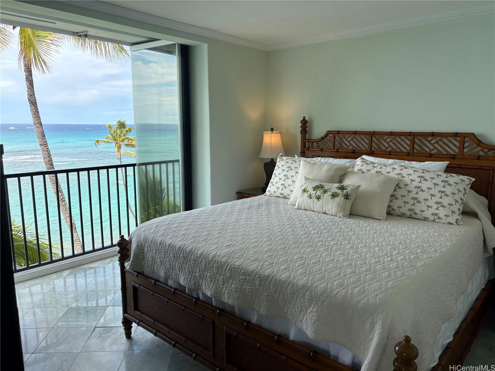 2943 Kalakaua Ave Honolulu - Rental - photo 13 of 23