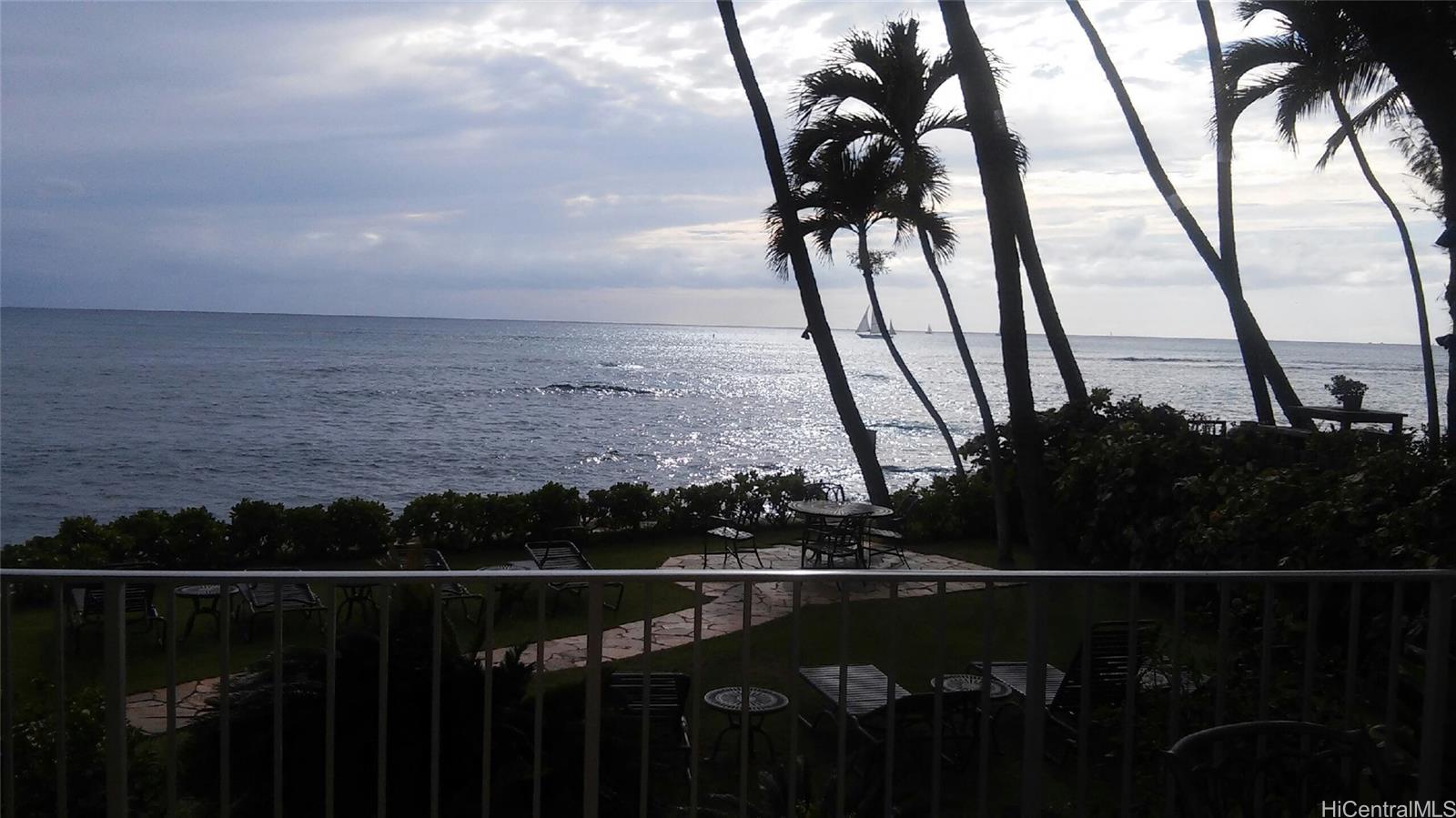 Diamond Head Bch Hotel condo # 302, Honolulu, Hawaii - photo 16 of 22