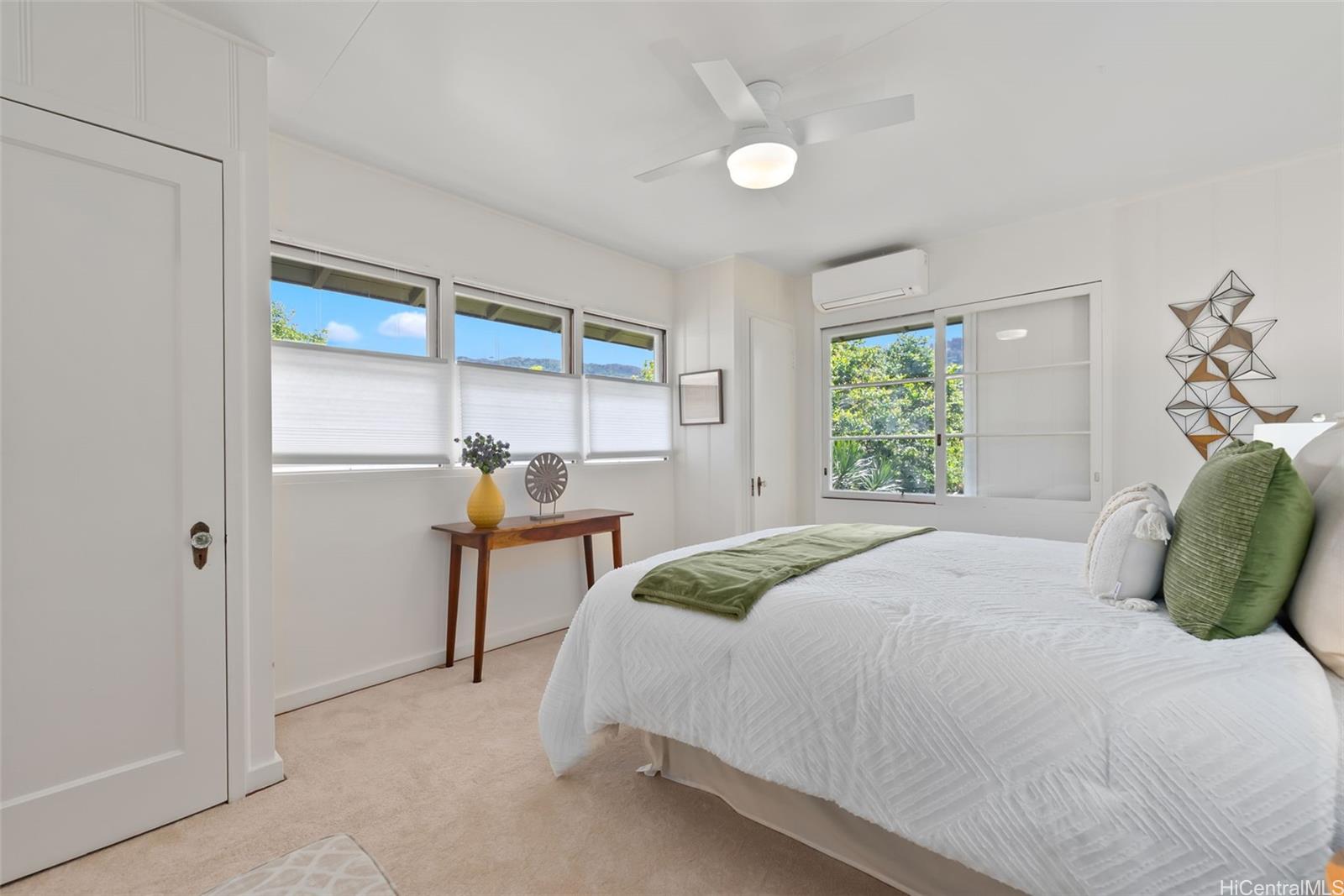 2947  Manoa Road Manoa Area, Honolulu home - photo 8 of 22