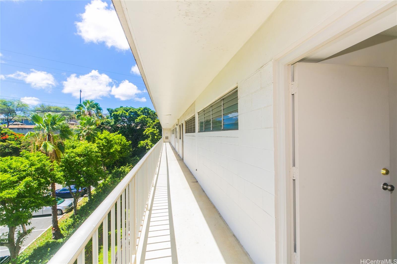 Puana Malu condo # 401, Honolulu, Hawaii - photo 17 of 25