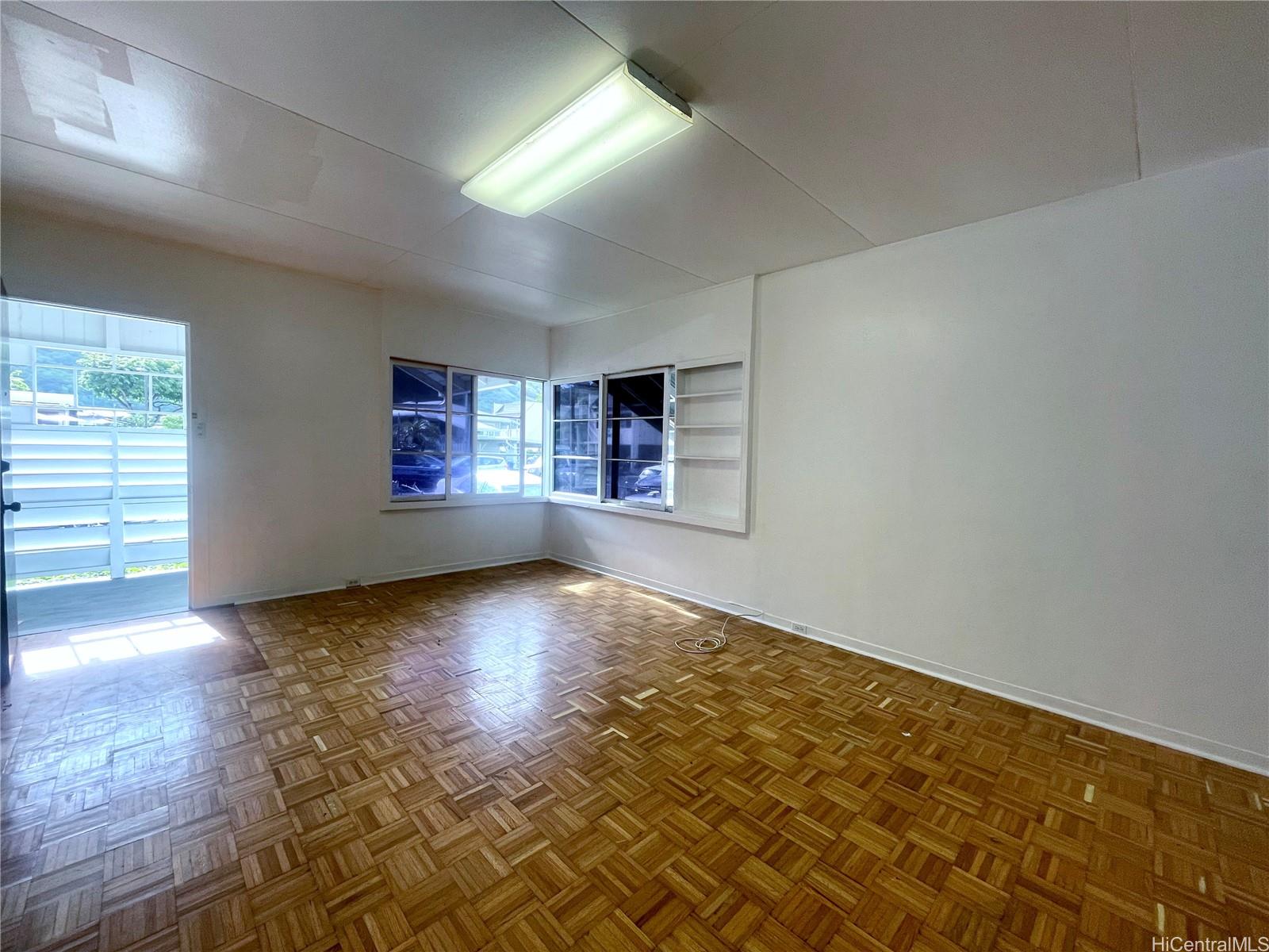 2954 Manoa Road Honolulu Hawaii Rental