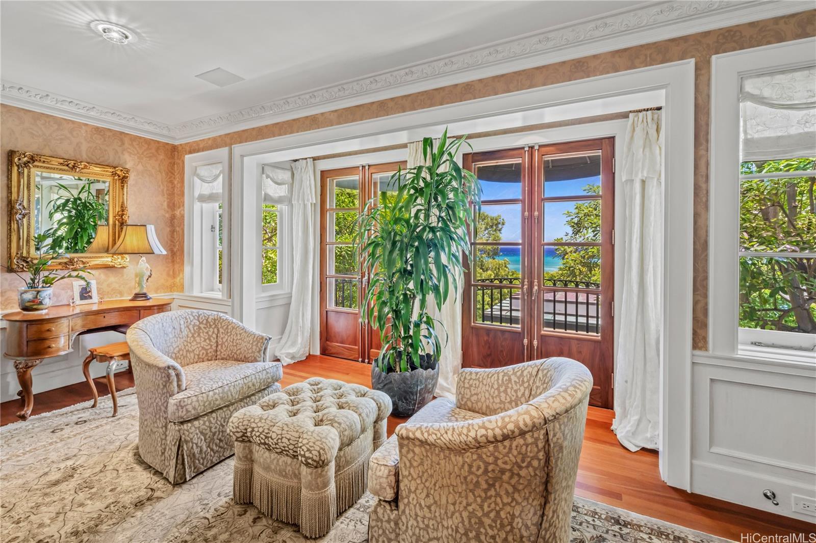 2955  Makalei Place Diamond Head, Diamond Head home - photo 13 of 25