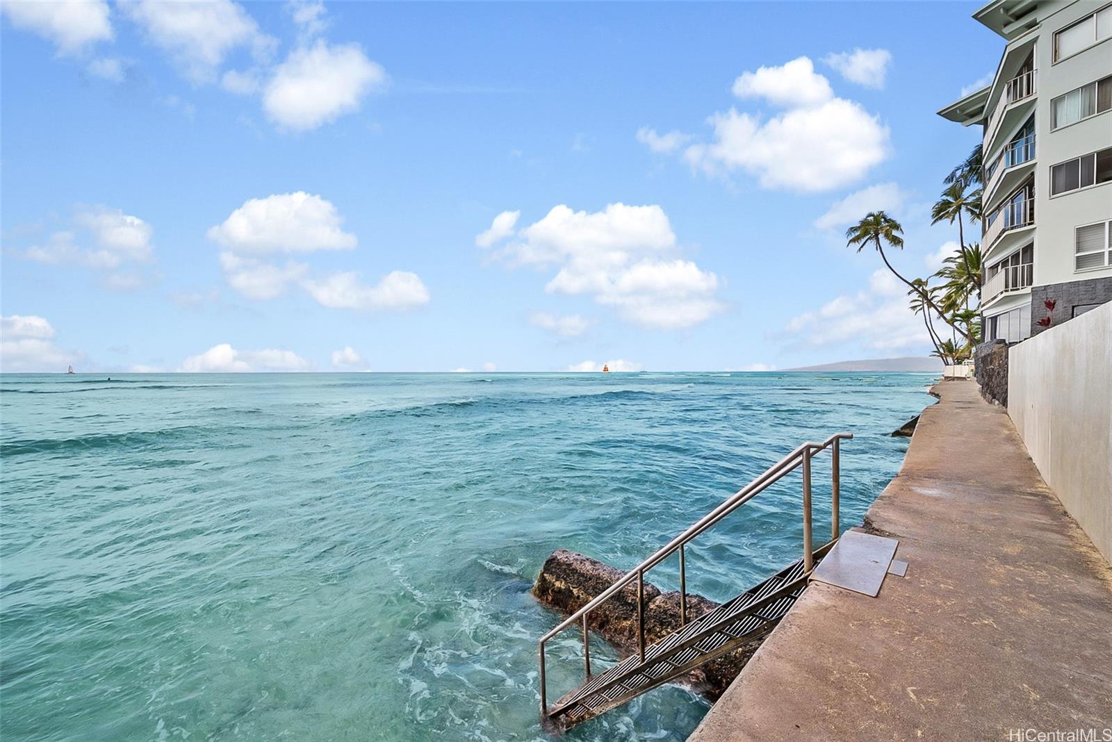 Diamond Head Ambassador C condo # 415, Honolulu, Hawaii - photo 22 of 25