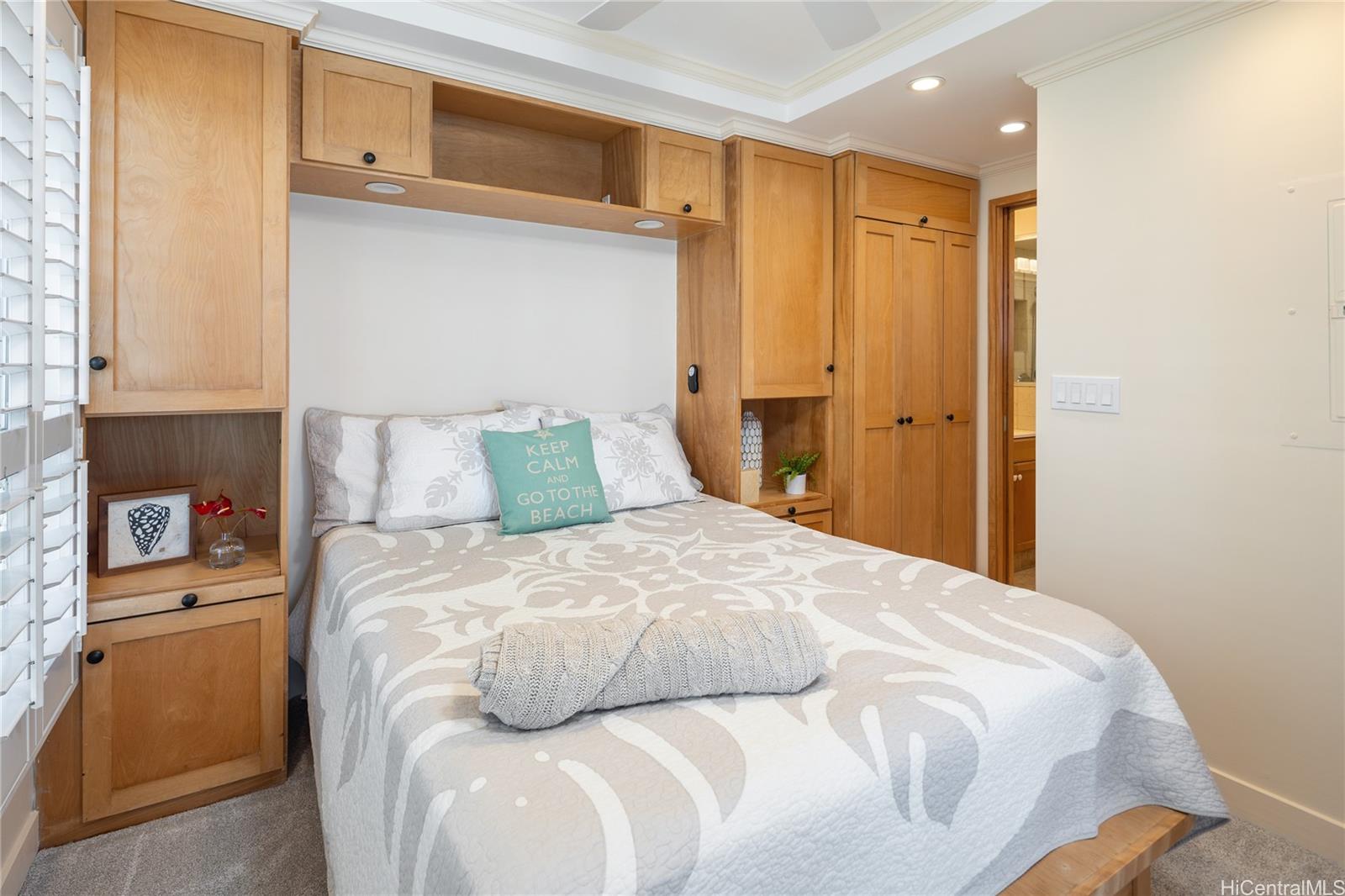 Diamond Head Ambassador C condo # 418, Honolulu, Hawaii - photo 11 of 25