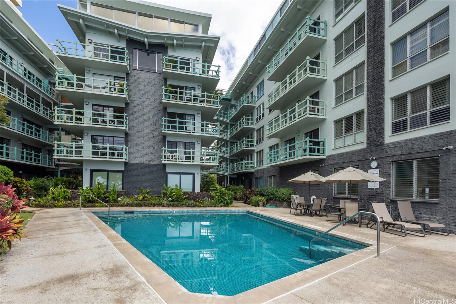 Diamond Head Ambassador C condo # 418, Honolulu, Hawaii - photo 23 of 25