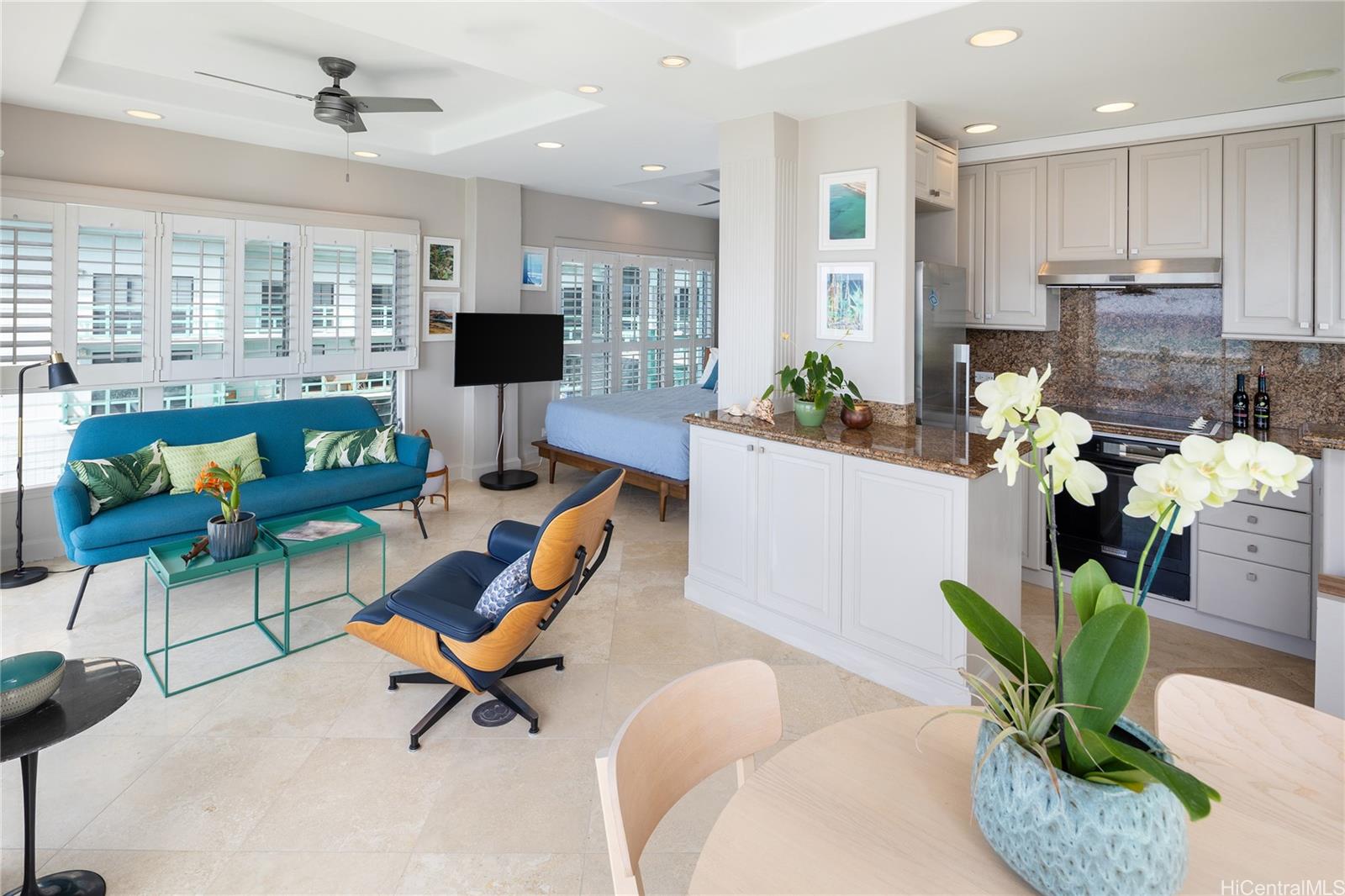 Diamond Head Ambassador A condo # 518, Honolulu, Hawaii - photo 8 of 24