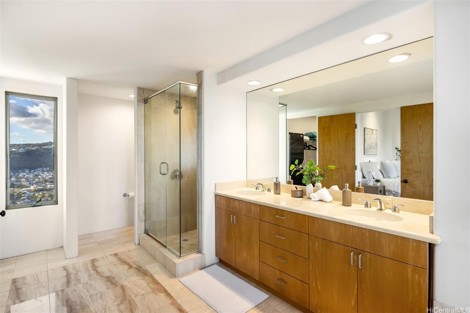 2960  Laola Place Pacific Heights, Honolulu home - photo 16 of 25