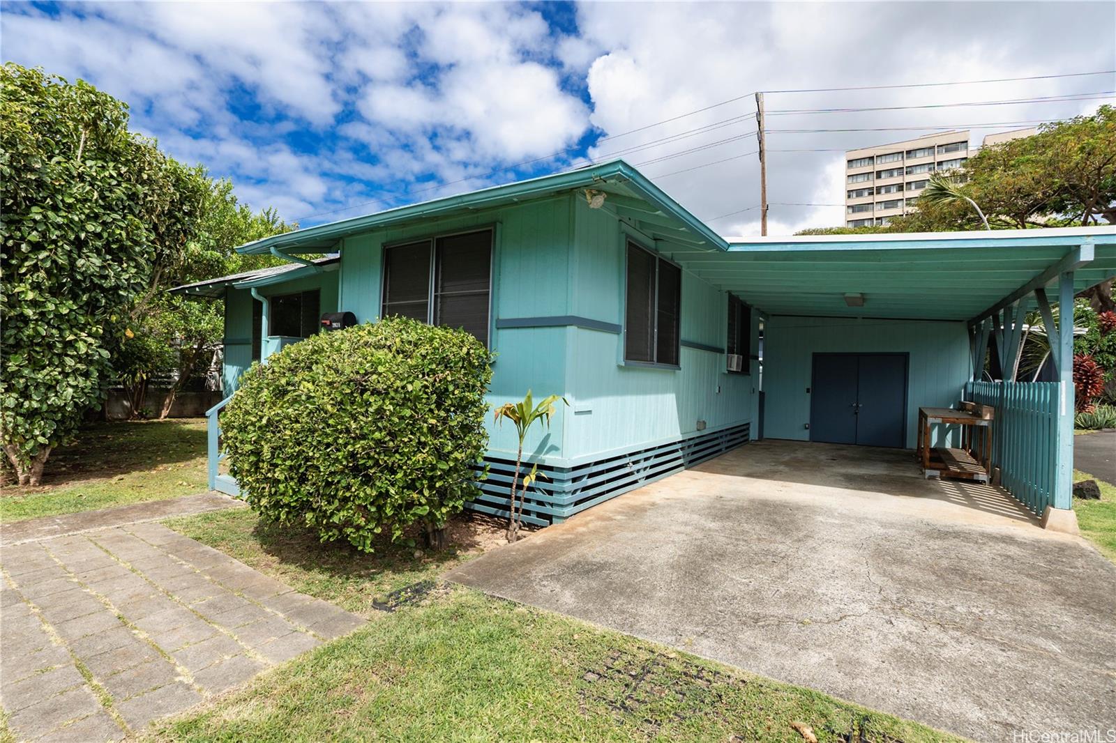 2963 Koali Rd Honolulu - Rental - photo 21 of 25