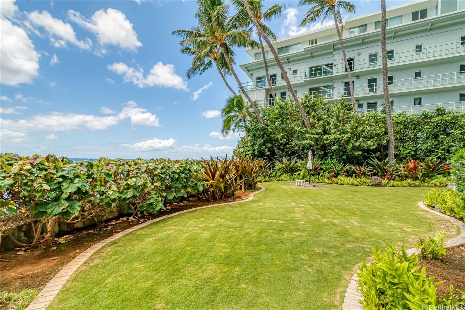 Diamond Head Apts Ltd condo # 106, Honolulu, Hawaii - photo 22 of 25