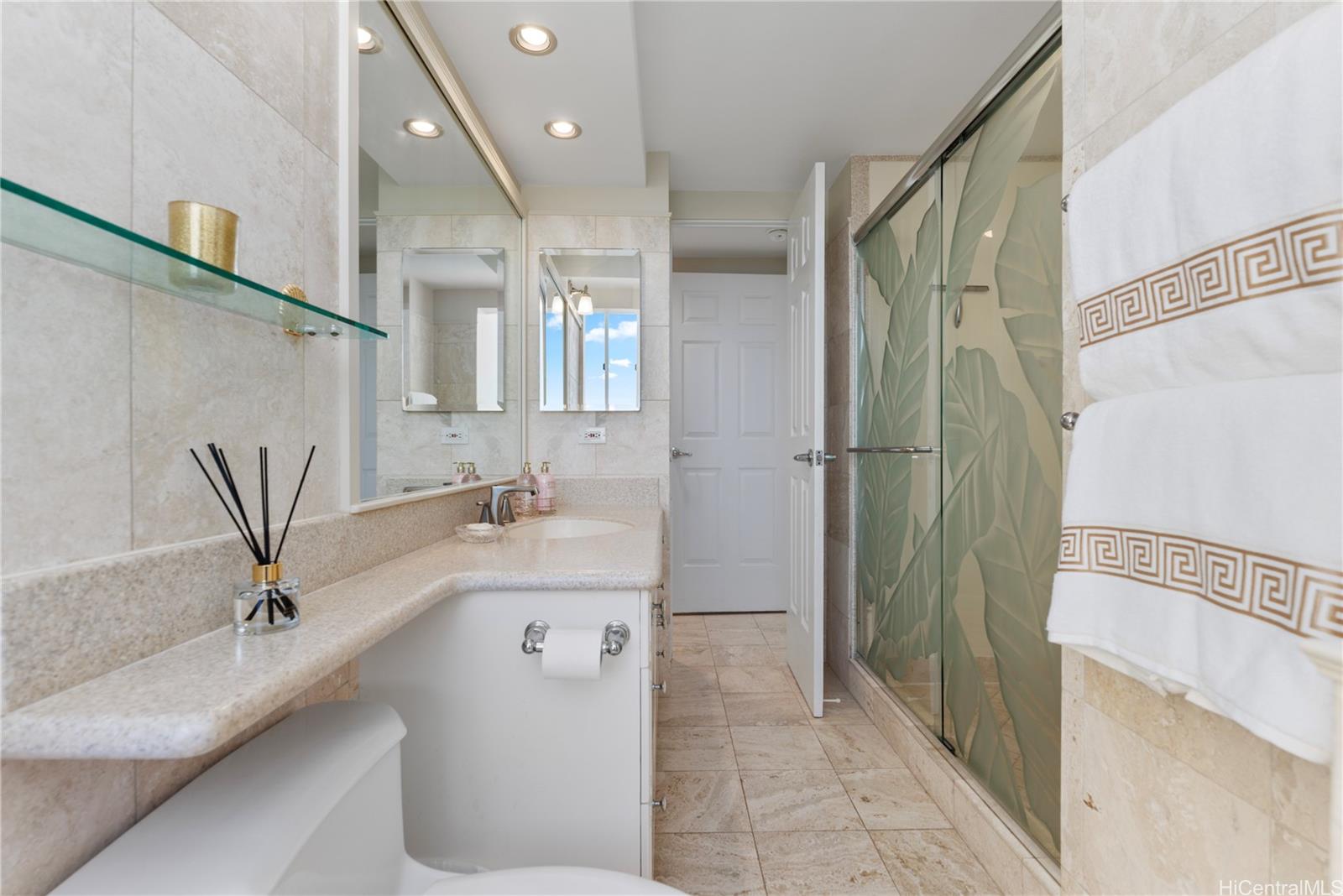 Diamond Head Apts Ltd condo # 202, Honolulu, Hawaii - photo 19 of 25