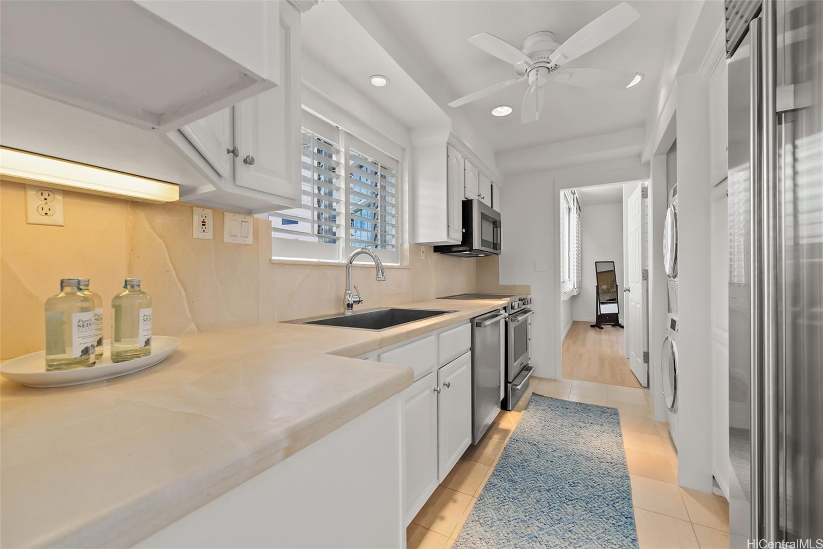 Diamond Head Apts Ltd condo # 306, Honolulu, Hawaii - photo 14 of 25