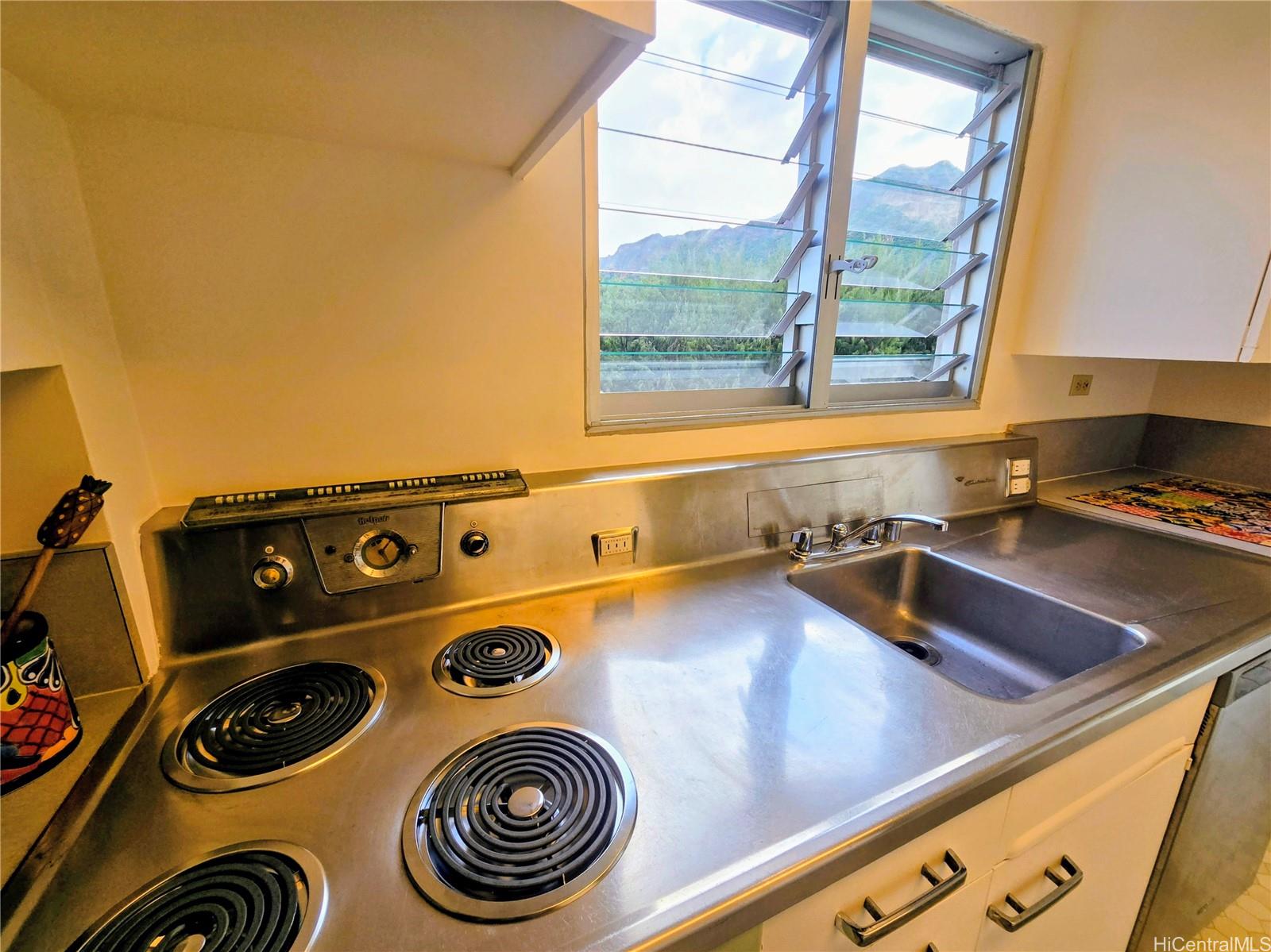 Diamond Head Apts Ltd condo # 401, Honolulu, Hawaii - photo 16 of 25