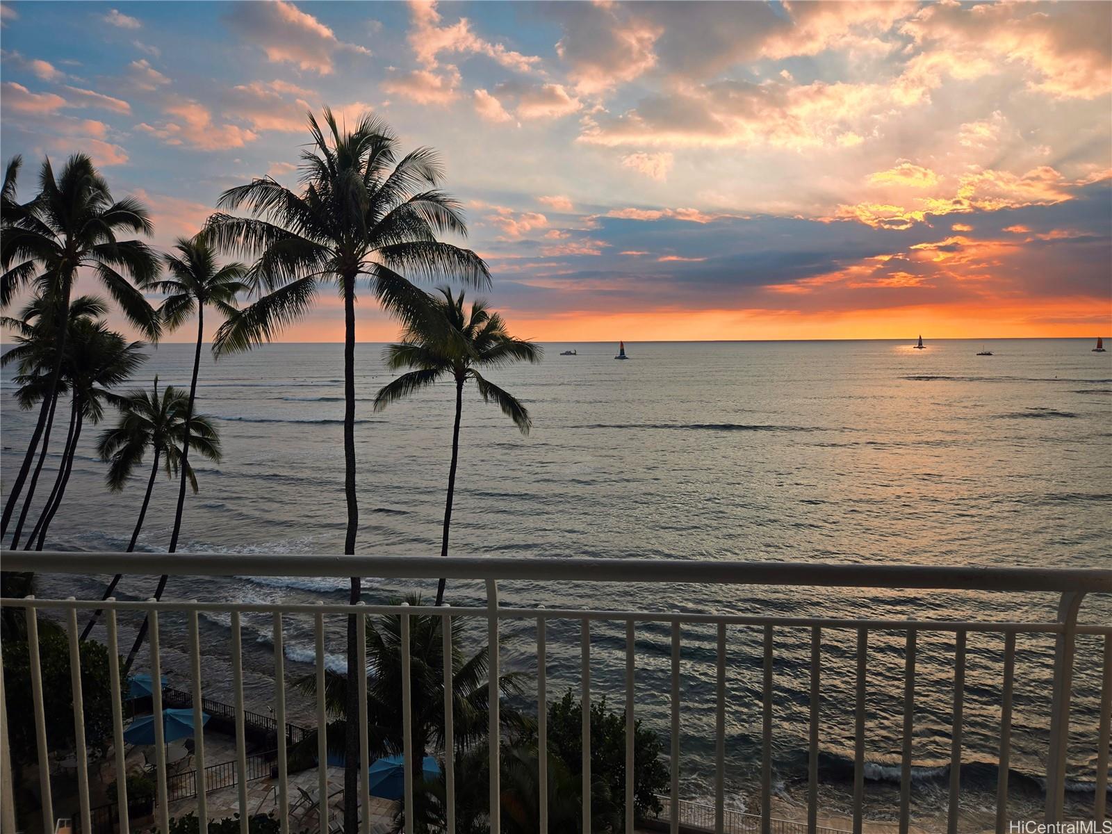 Diamond Head Apts Ltd condo # 401, Honolulu, Hawaii - photo 23 of 25