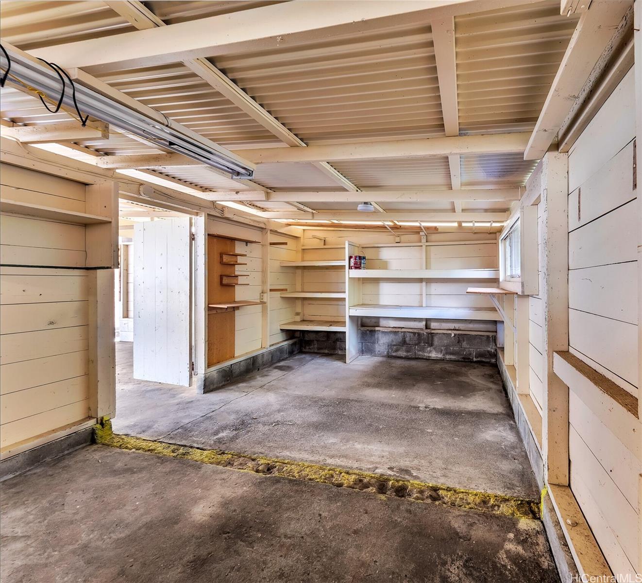 297  Puainako Street Pohakulani Est, South Hilo home - photo 18 of 20