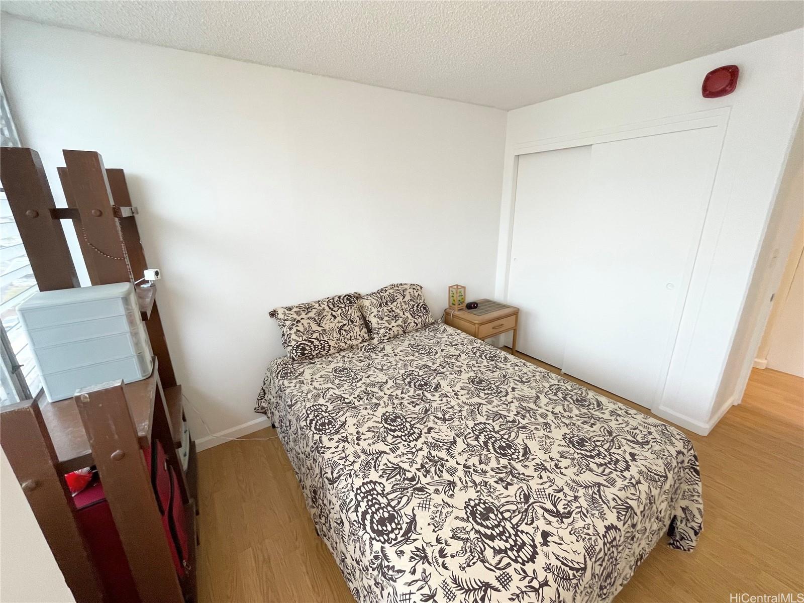 Salt Lake Manor condo # 705, Honolulu, Hawaii - photo 15 of 25