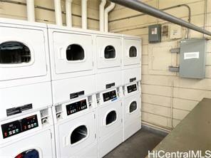 Salt Lake Manor condo # 705, Honolulu, Hawaii - photo 17 of 25