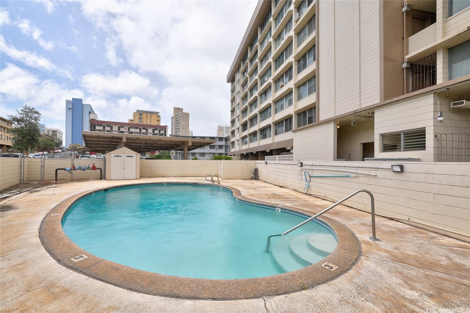 Salt Lake Manor condo # 805, Honolulu, Hawaii - photo 11 of 15