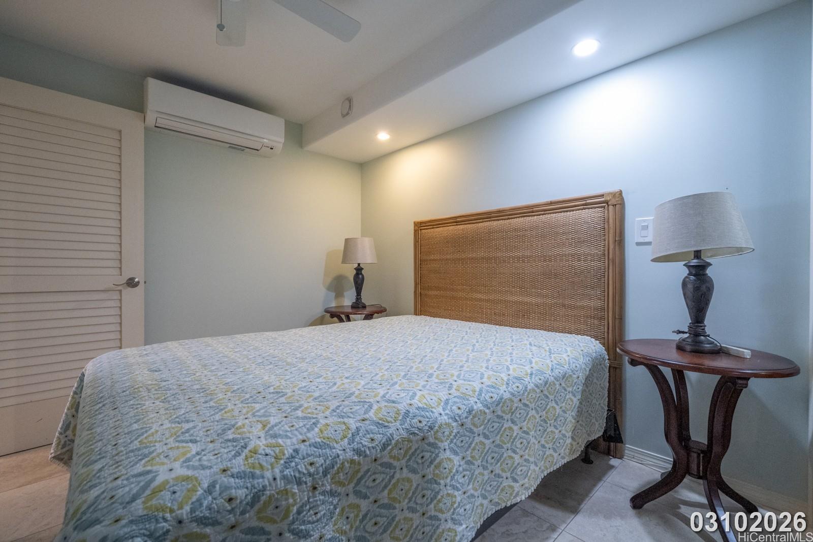 2979 Kalakaua Ave Honolulu - Rental - photo 20 of 25