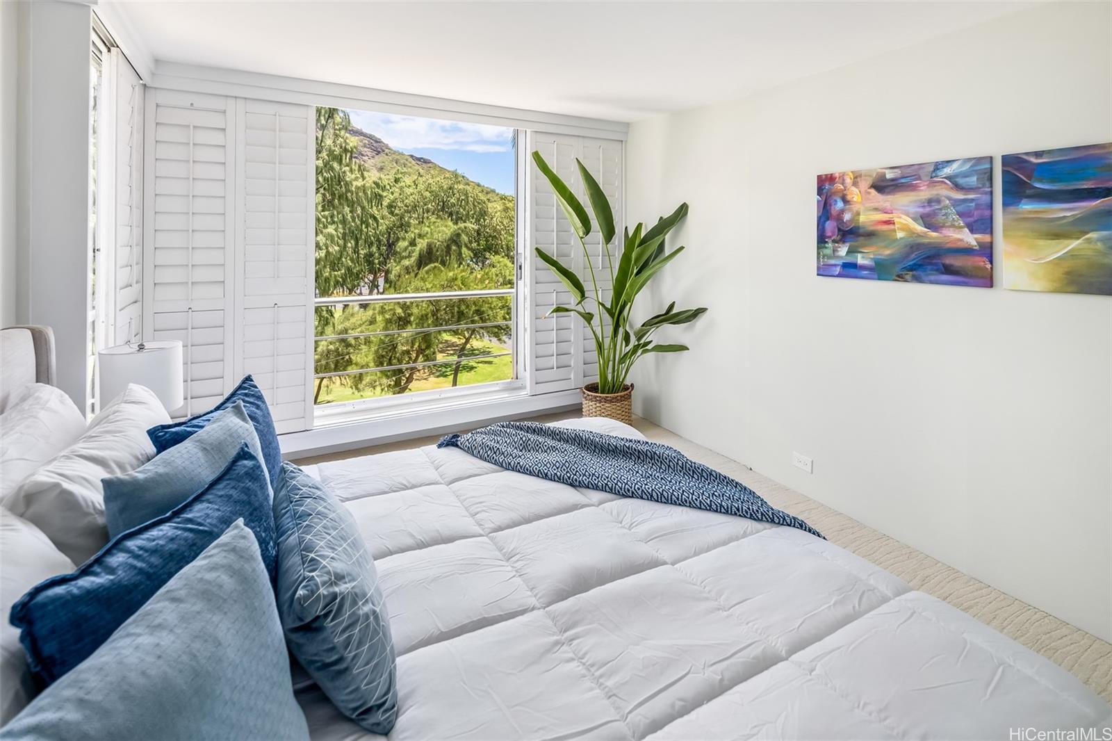 2979 Kalakaua Ave Honolulu - Rental - photo 19 of 22