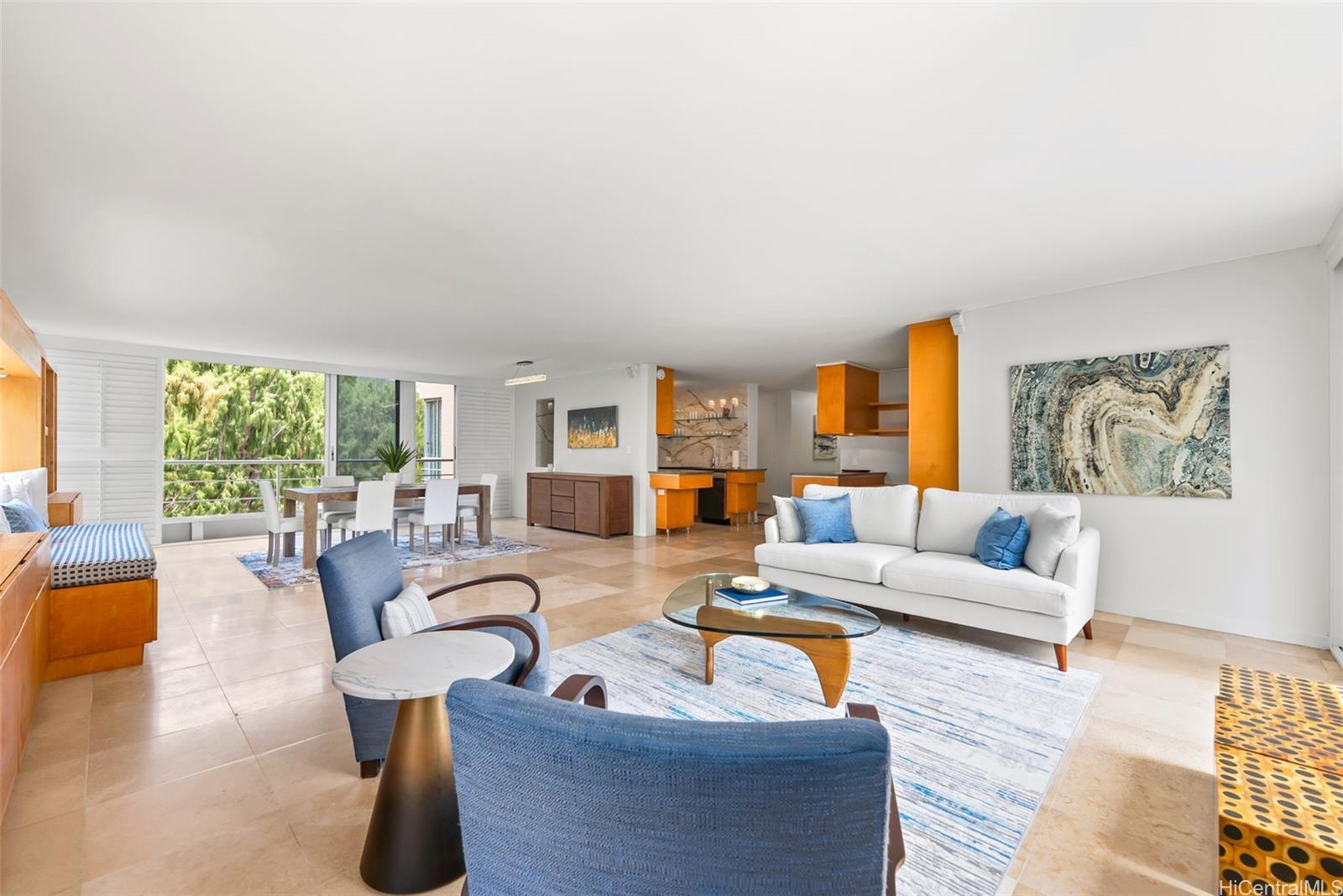 2979 Kalakaua Ave Honolulu - Rental - photo 10 of 22