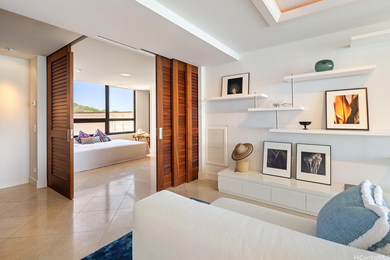 Coral Strand Ltd condo # 601, Honolulu, Hawaii - photo 13 of 17