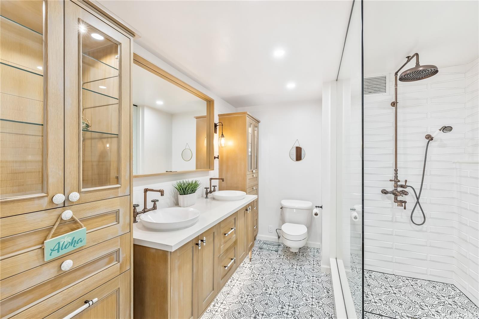 Coral Strand Ltd condo # 803, Honolulu, Hawaii - photo 6 of 16