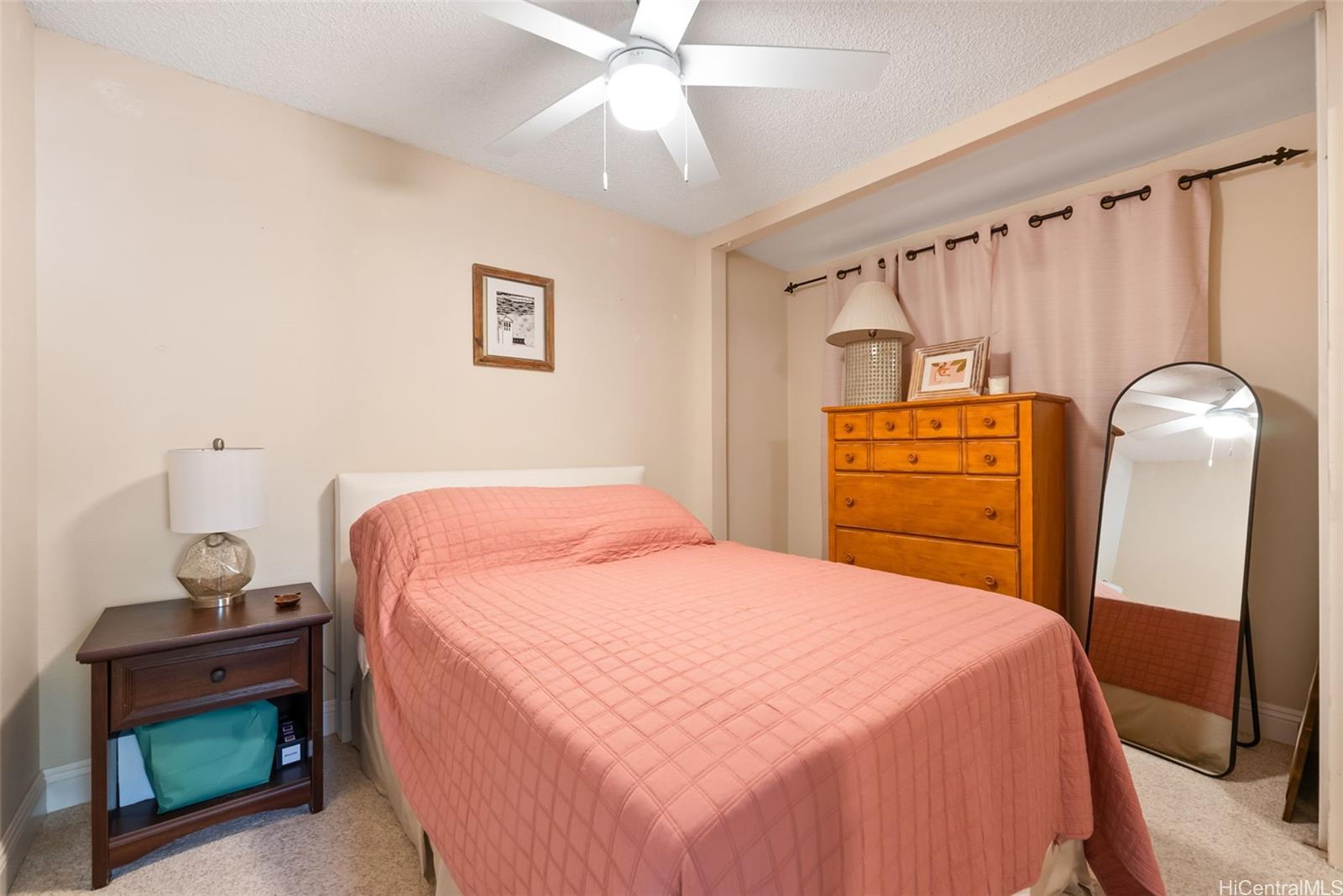 298  Moomuku Pl Kuliouou, Diamond Head home - photo 14 of 25