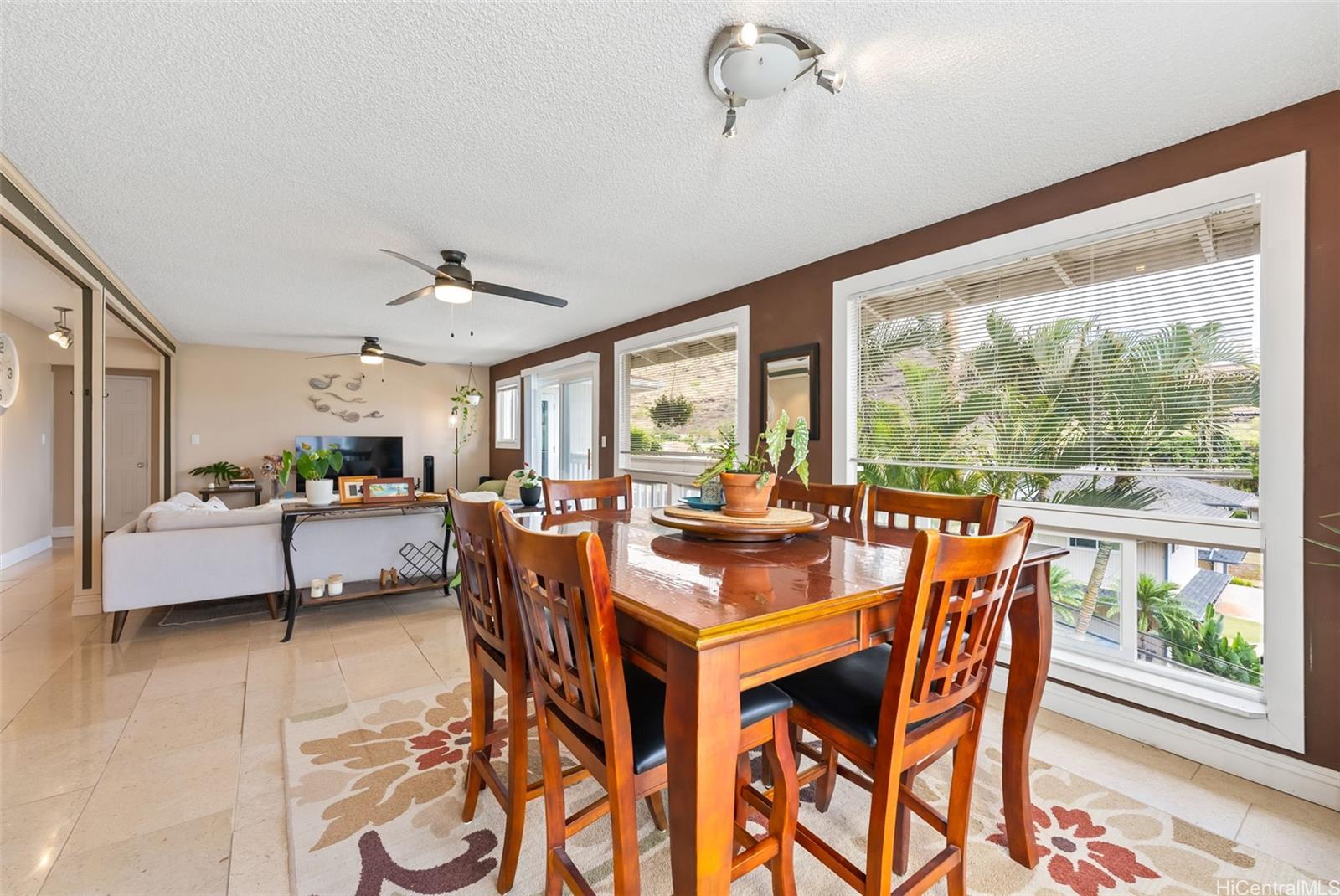 298  Moomuku Pl Kuliouou, Diamond Head home - photo 9 of 25