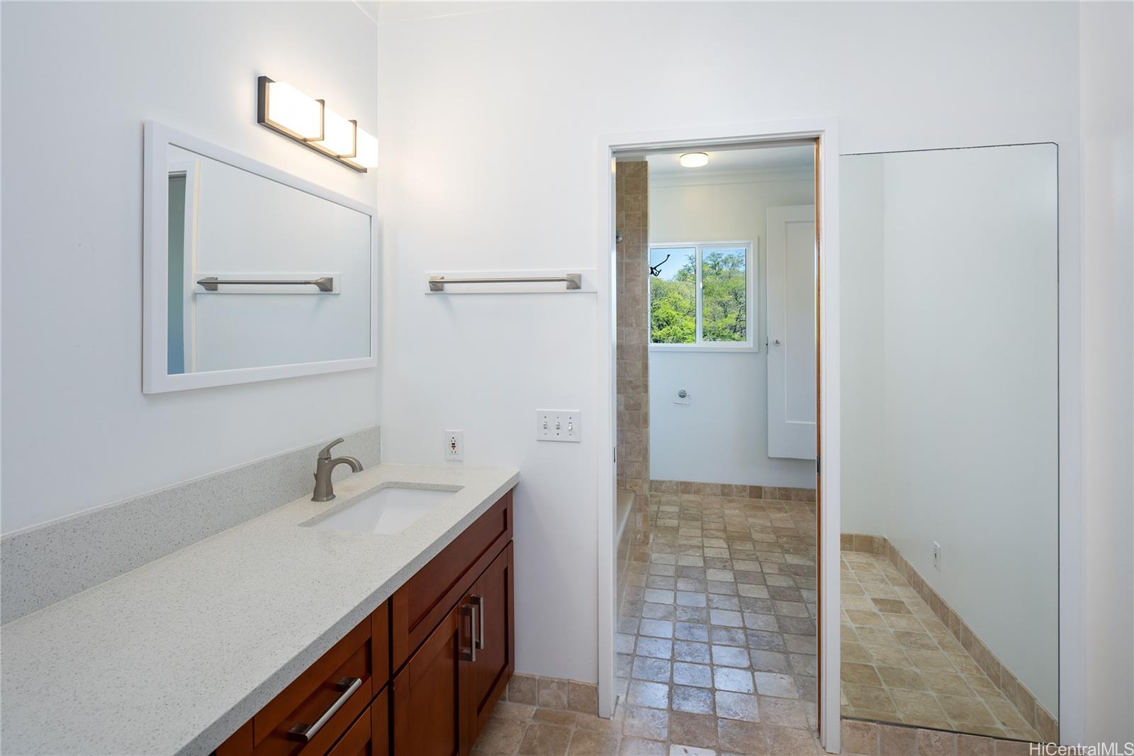 2983  Makalei Pl Diamond Head, Diamond Head home - photo 19 of 25