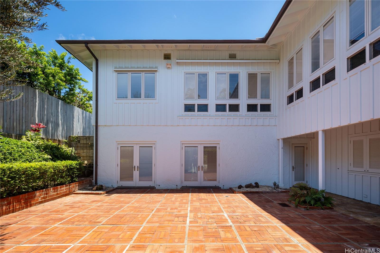 2983  Makalei Pl Diamond Head, Diamond Head home - photo 3 of 25
